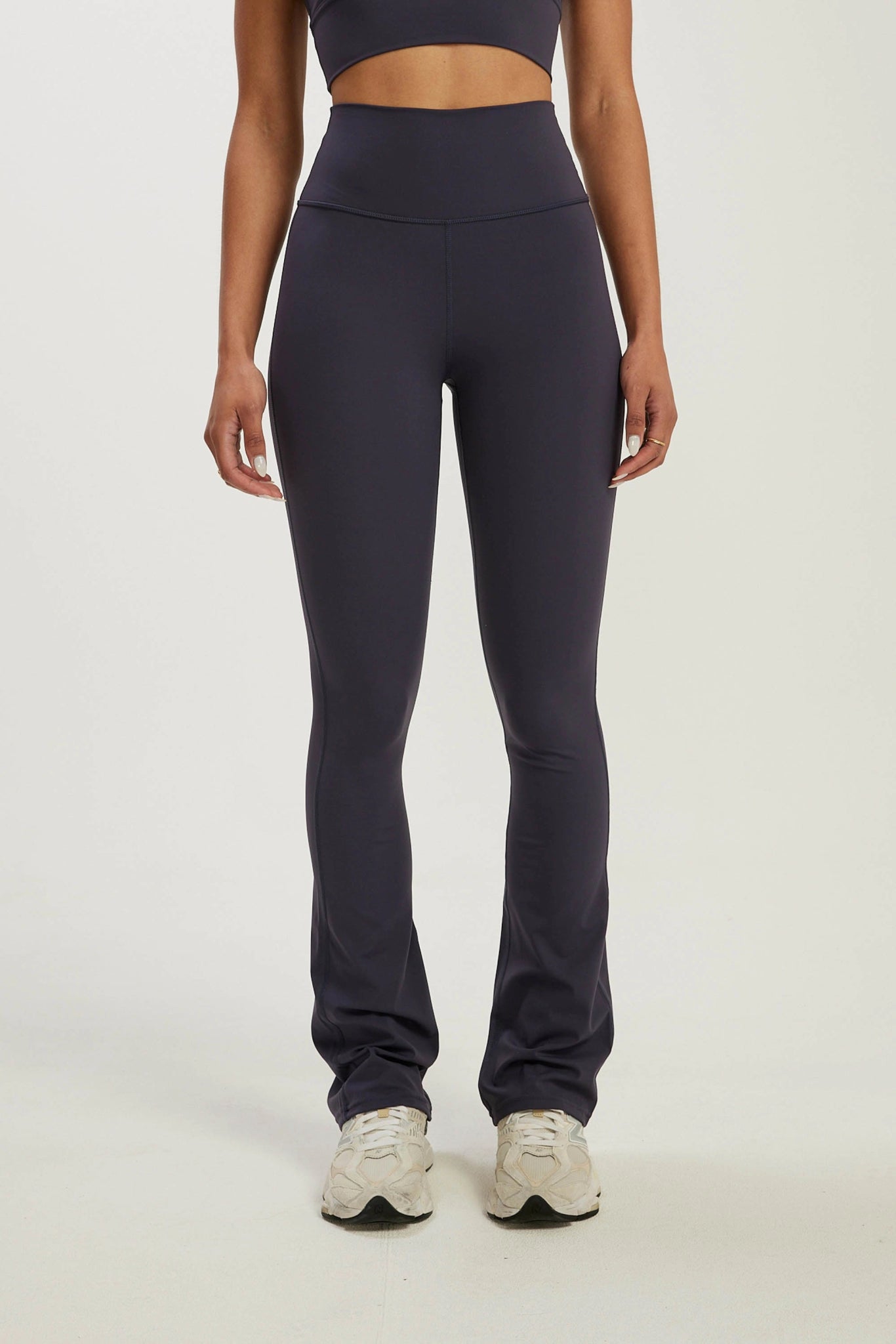 Madison Flared Legging - All Fenix