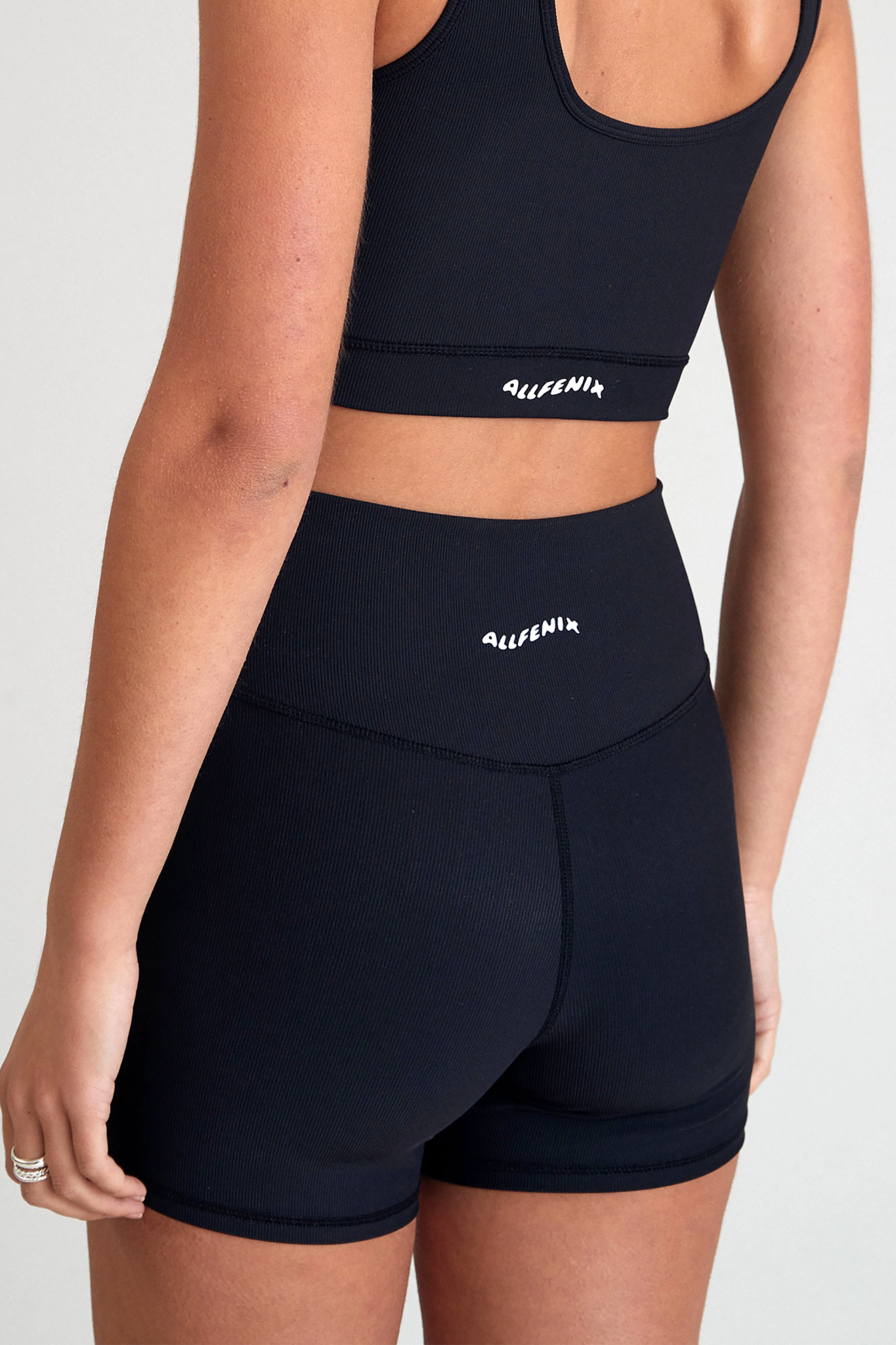 Eco Rib V-Waist 5" Bike Shorts (Black) - All Fenix