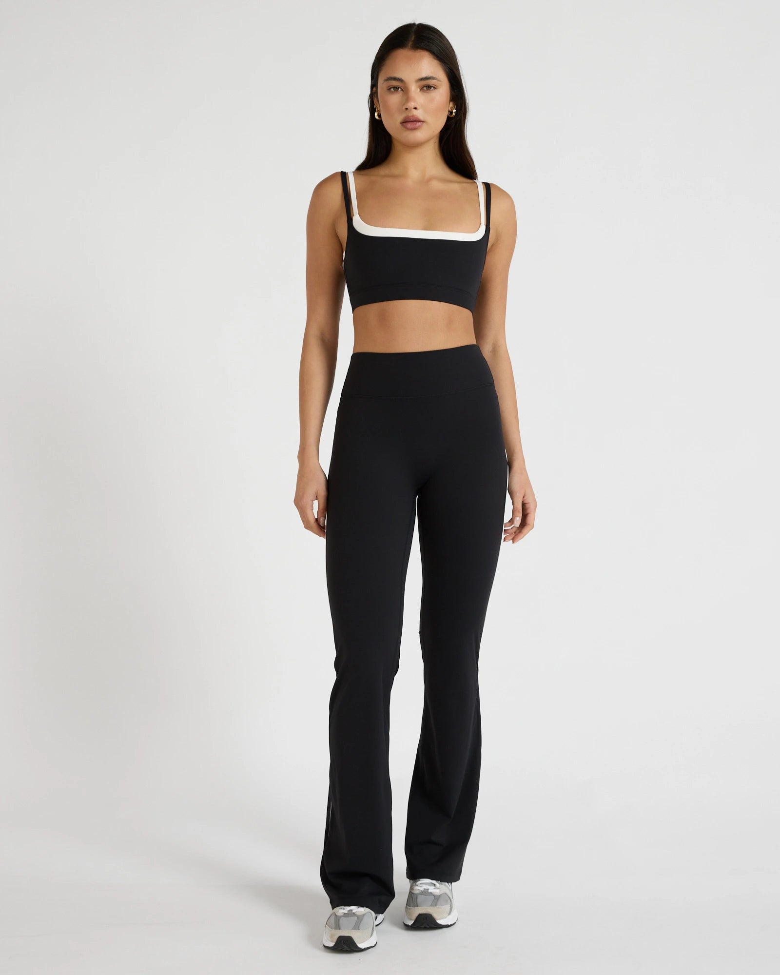ALLFENIX CloudCore™ Double Layer Contrast Sports Bra - Black