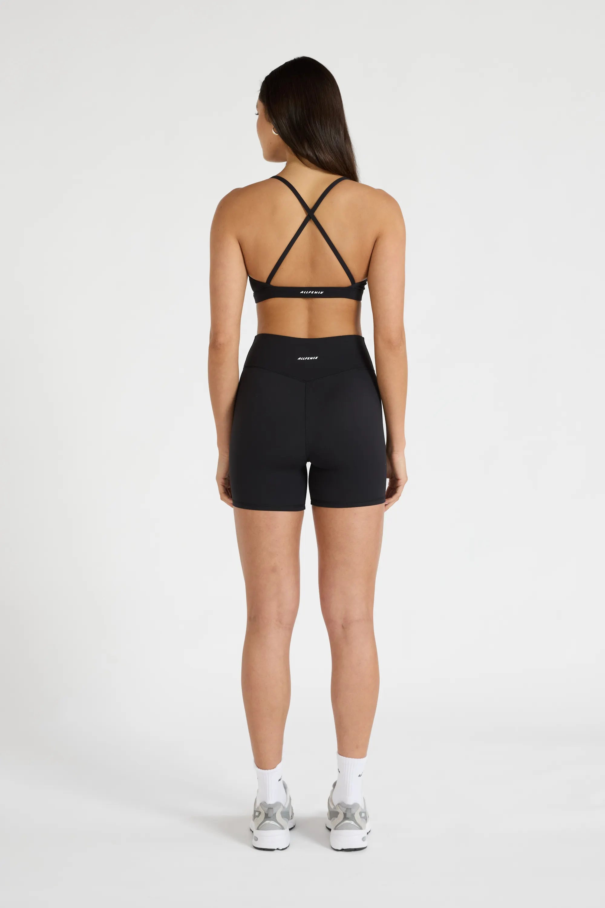 ALLFENIX CloudCore™ V-Waist 5" Bike Short - Black