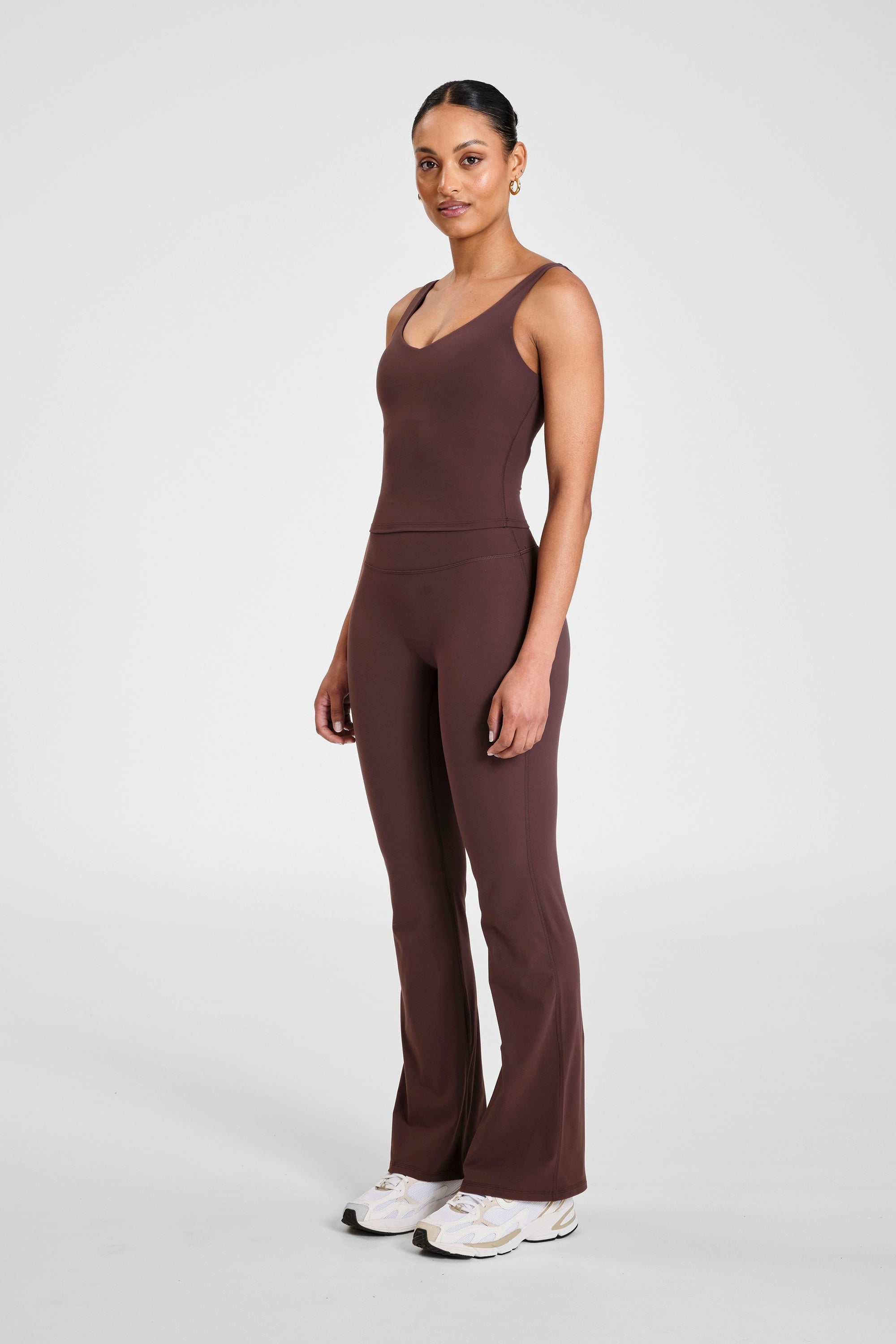 ALLFENIX CloudCore™ Flared Legging - Espresso
