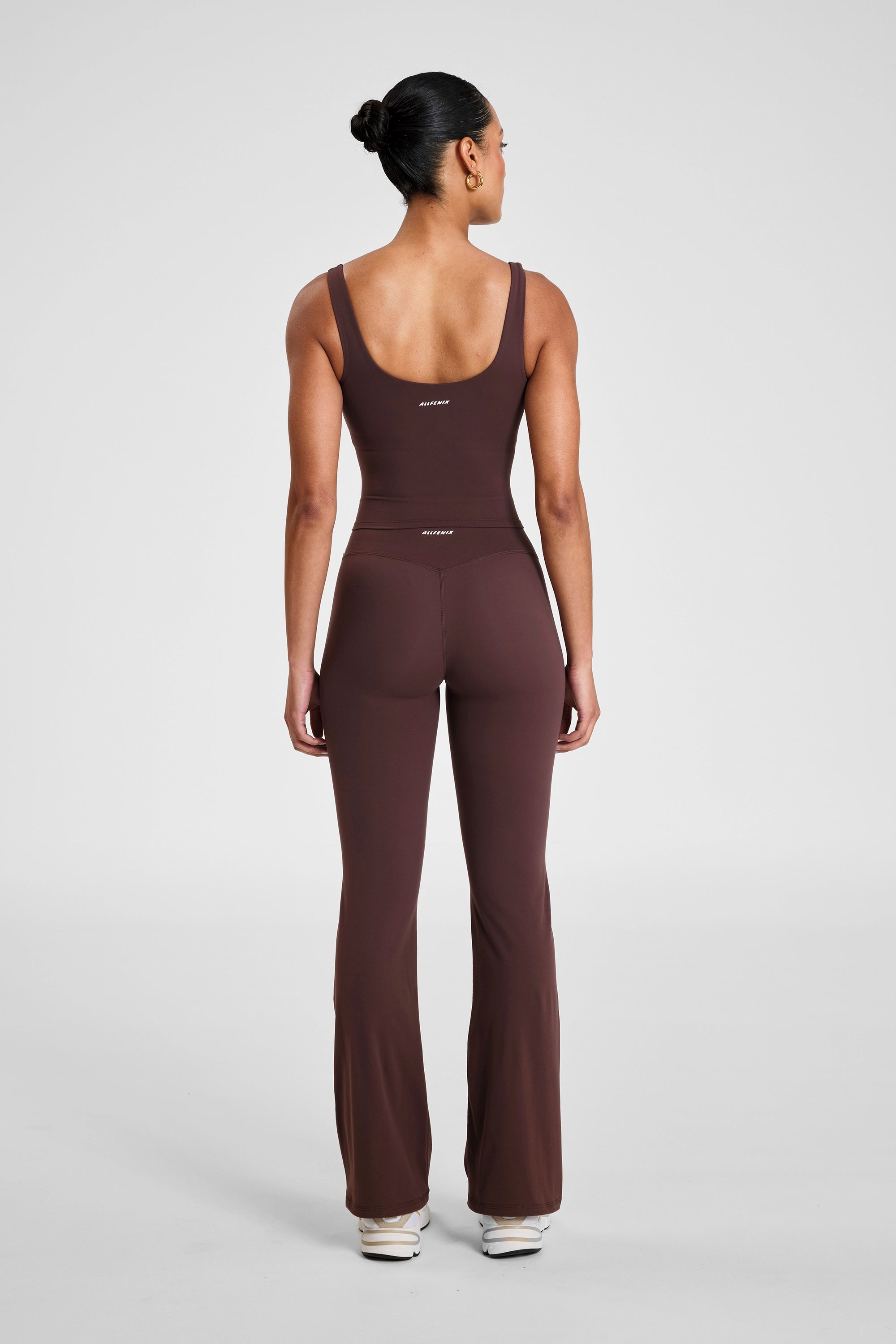 ALLFENIX CloudCore™ Flared Legging - Espresso