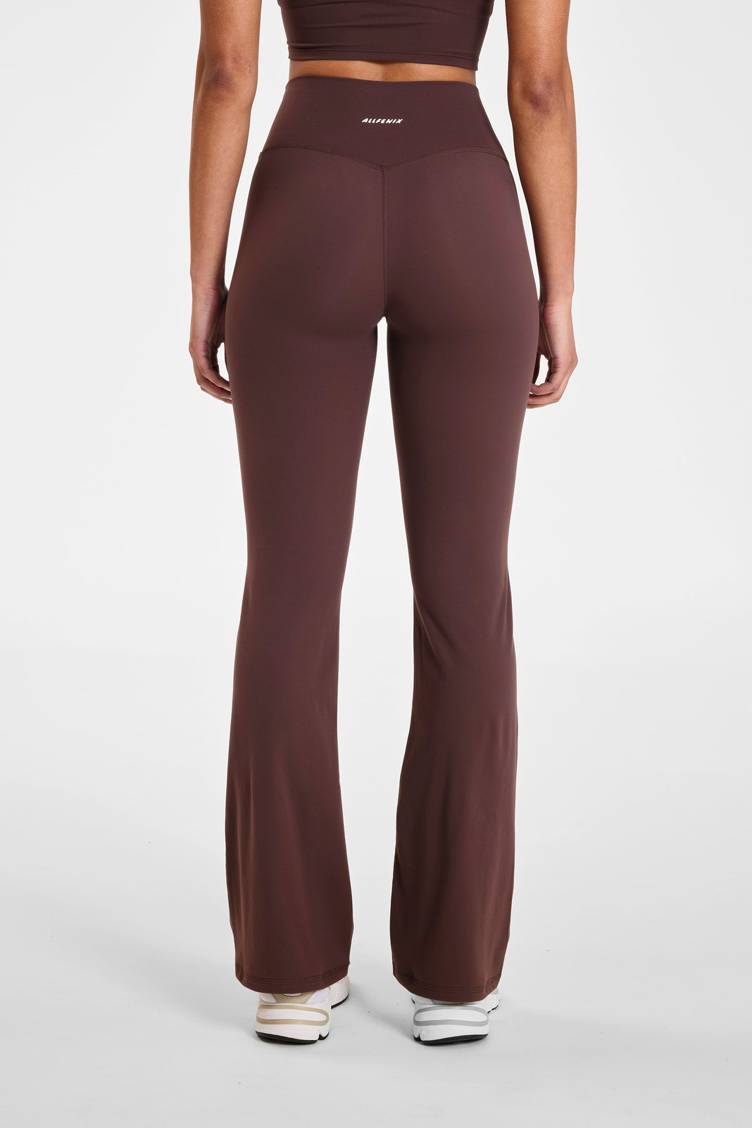ALLFENIX CloudCore™ Flared Legging - Espresso