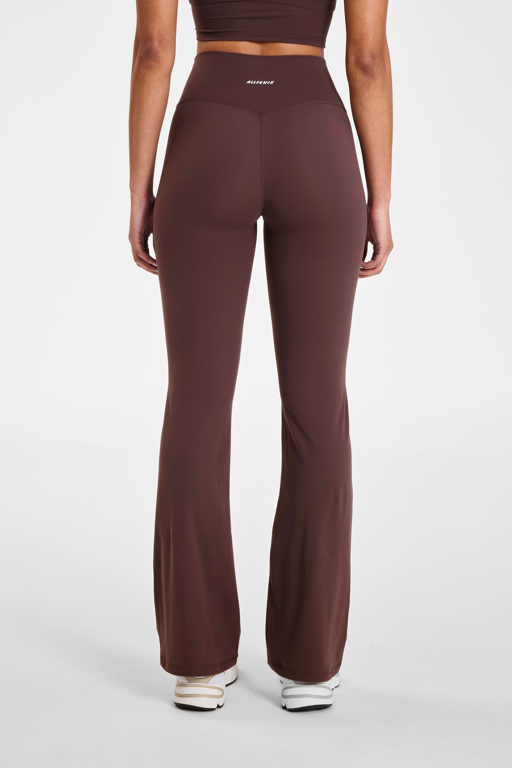 ALLFENIX CloudCore™ Flared Legging - Espresso