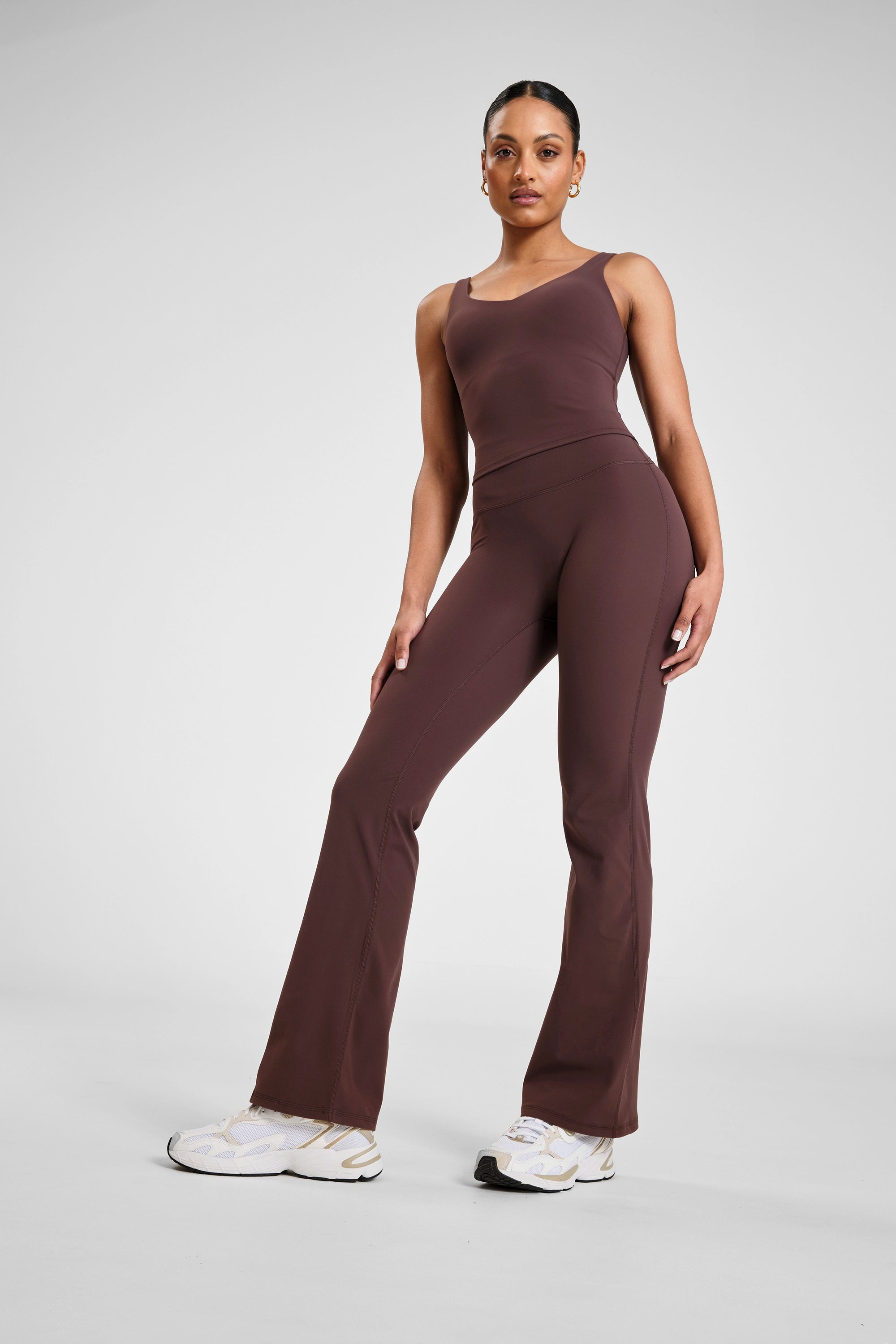 ALLFENIX CloudCore™ Flared Legging - Espresso