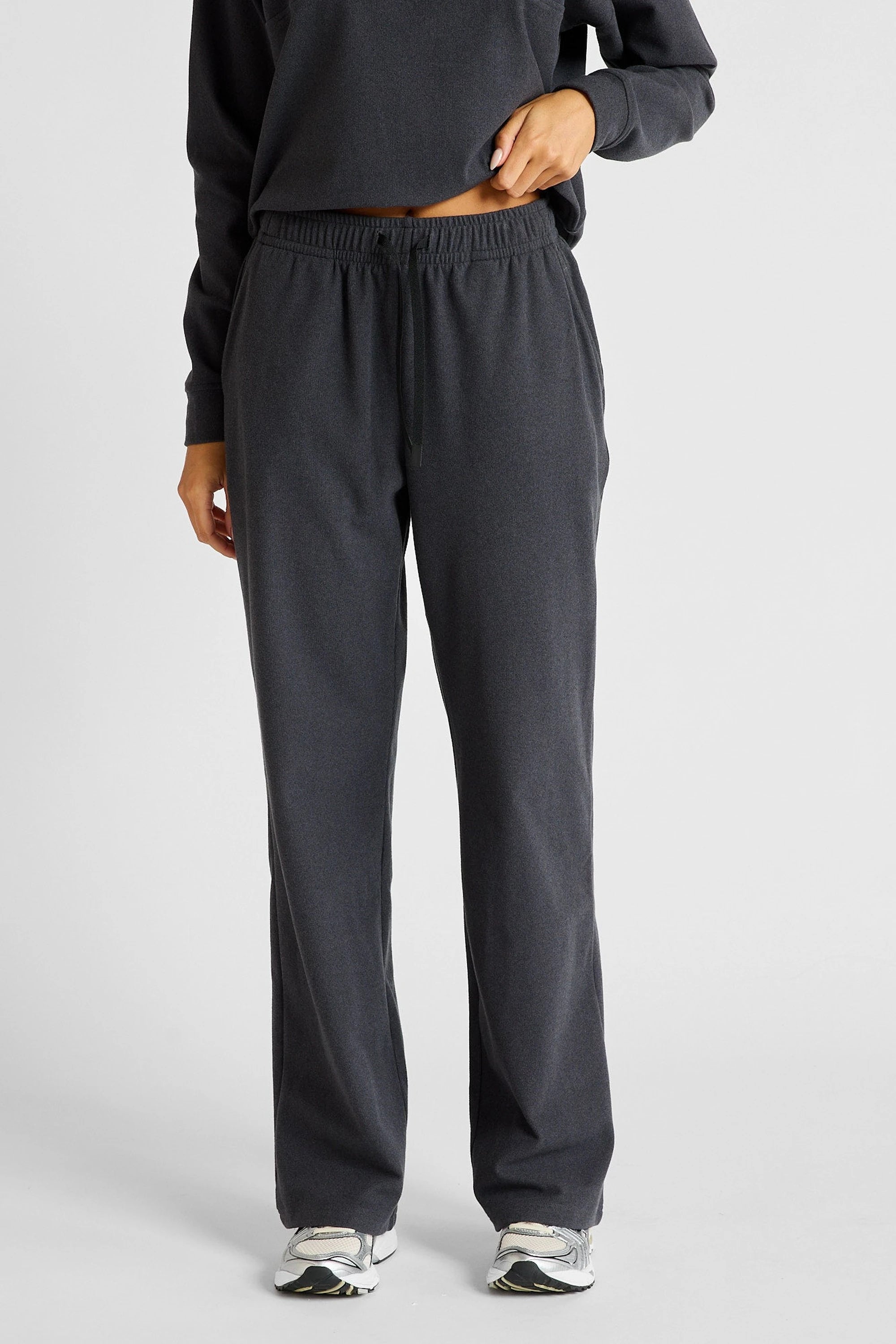 ALLFENIX Micro-Rib Wide Leg Trackpant in Charcoal, view 2