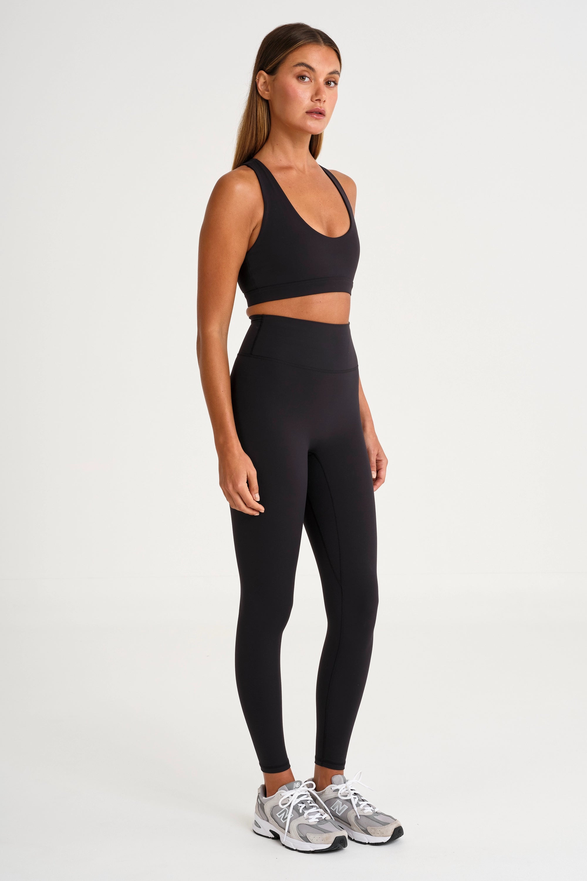 ALLFENIX CloudCore™ Scoop Neck Racer Back Sports Bra - Black