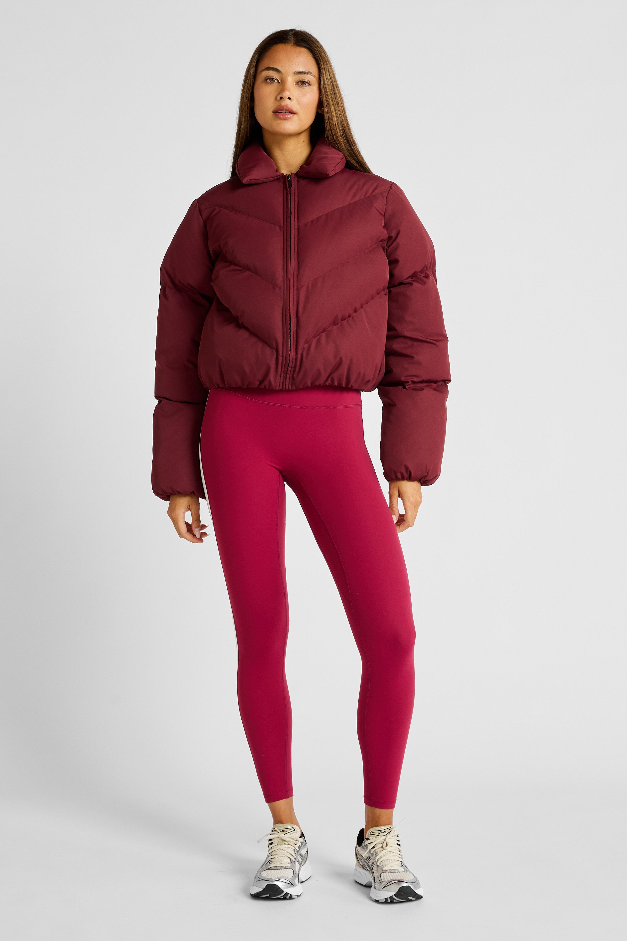 A4J231_CROPPEDPUFFERJACKET_BUR_4307_2000x3000_43ed6d97-278f-4868-8687-b7ddd4d9cd19.jpg
