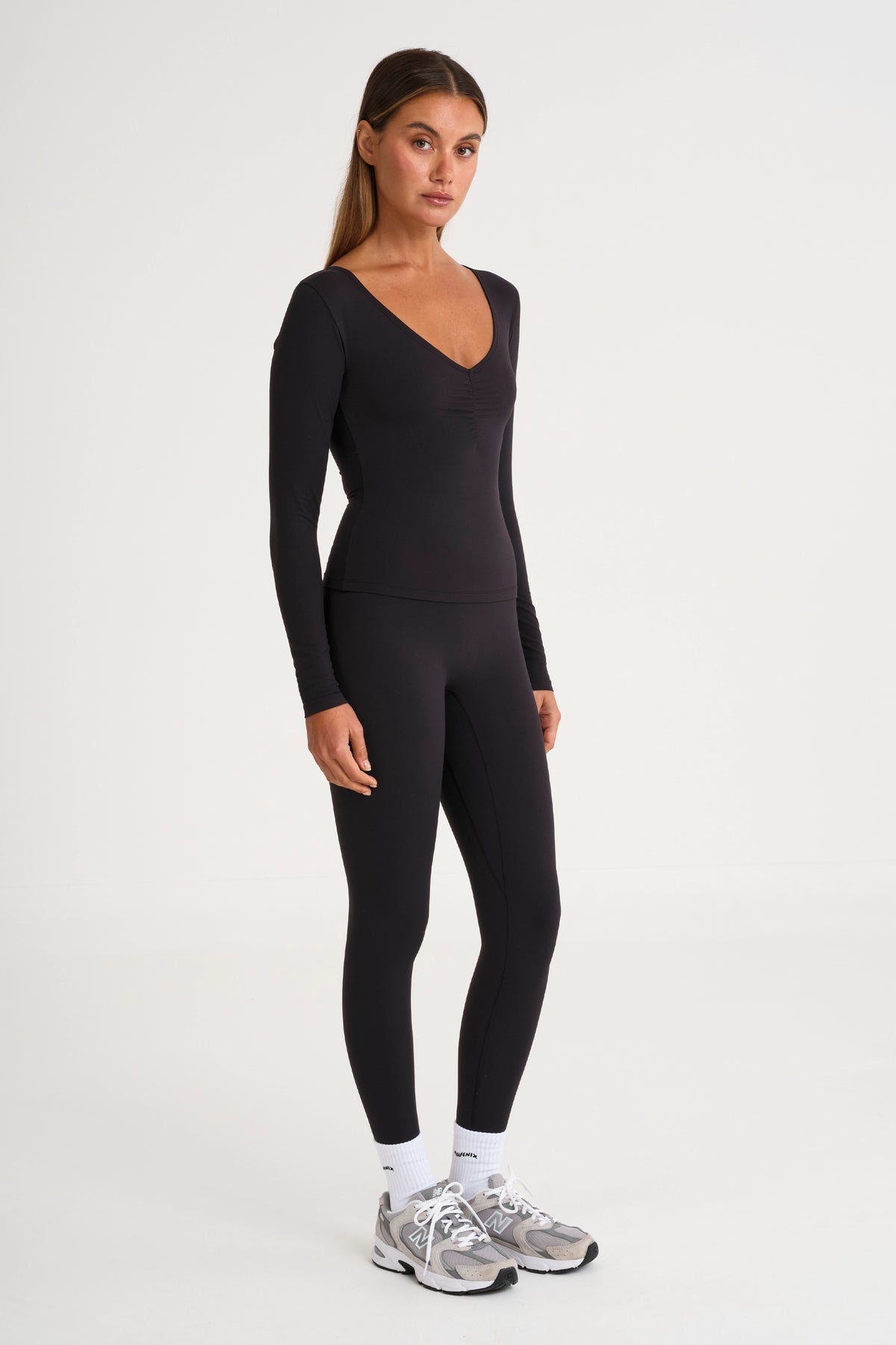 ALLFENIX CloudCore™ Lite Ruched V-Neck Long Sleeve - Onyx