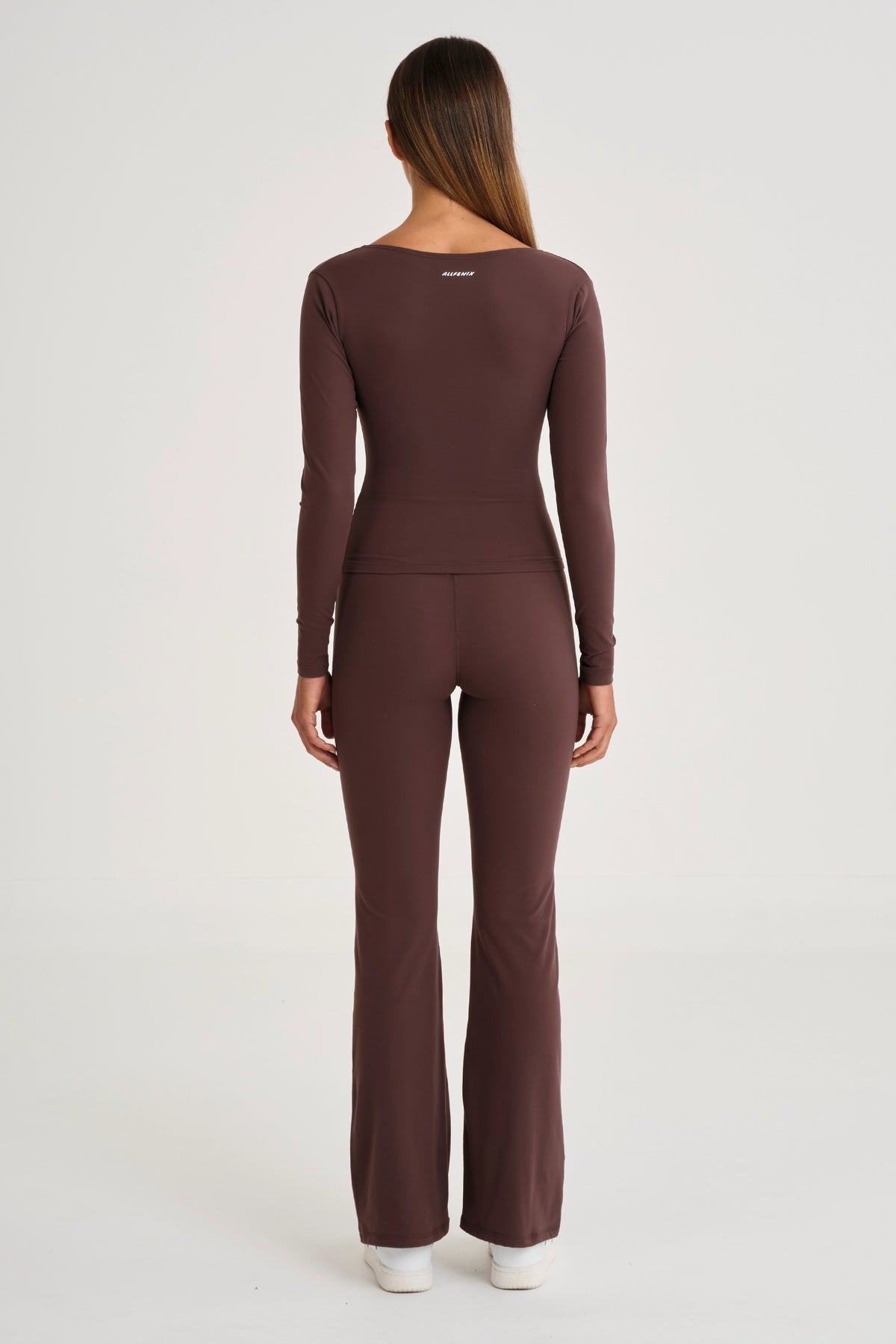 ALLFENIX CloudCore™ Lite Ruched V-Neck Long Sleeve - Espresso