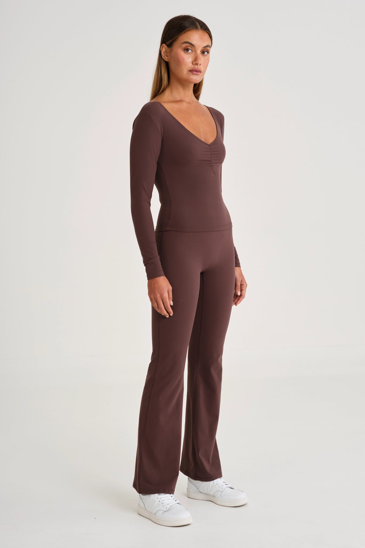 ALLFENIX CloudCore™ Lite Ruched V-Neck Long Sleeve - Espresso
