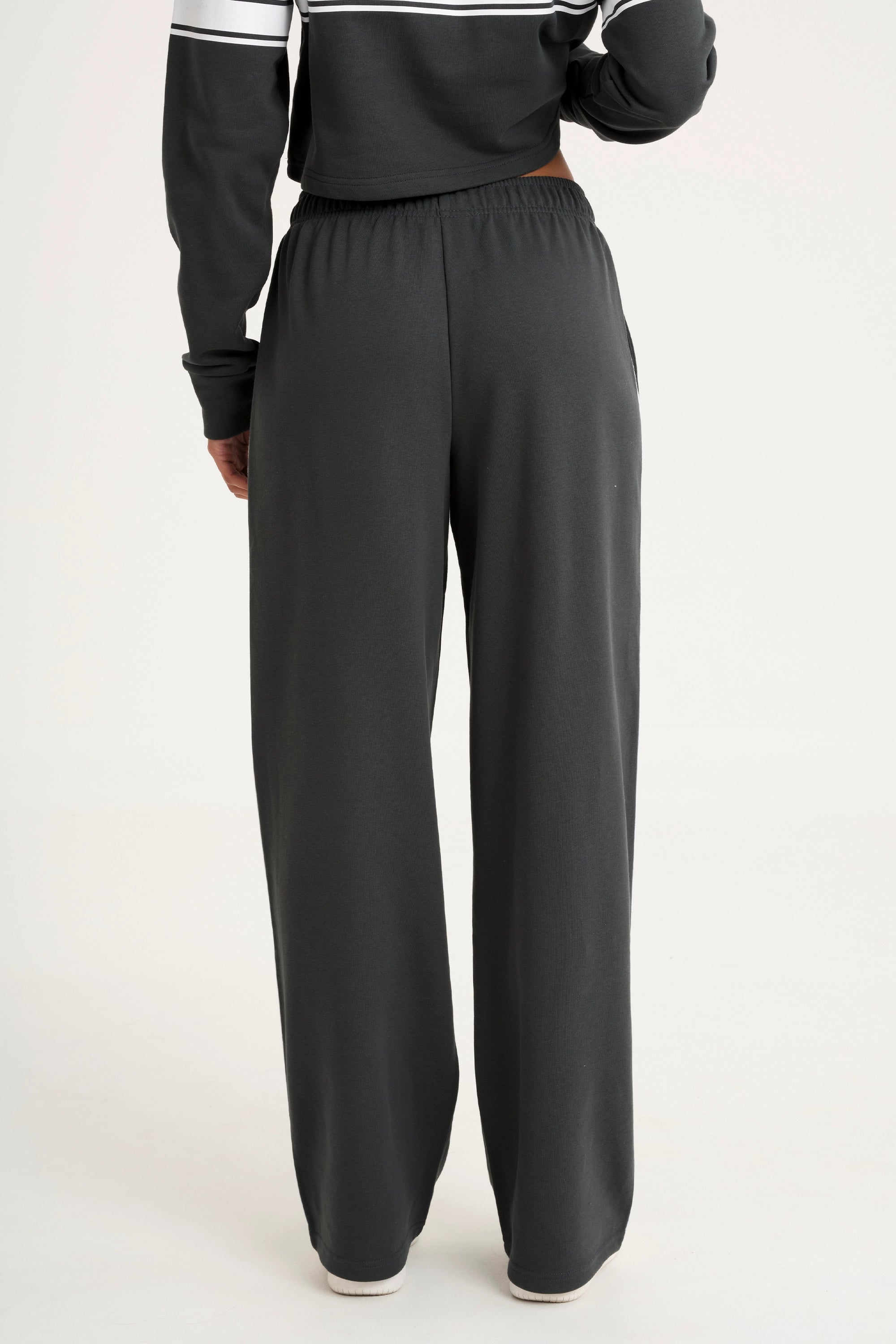 Collegiate Wide Leg Track Pant