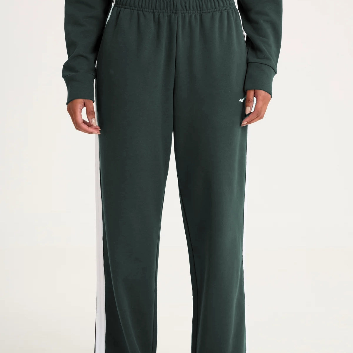 A5P204_FGR_CollegiateWideLegPa