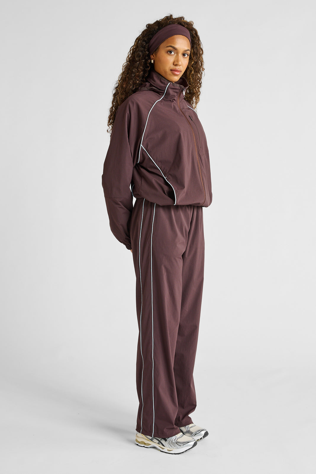 Spray Contrast Piping Wide Leg Pant - Espresso and Sky Blue