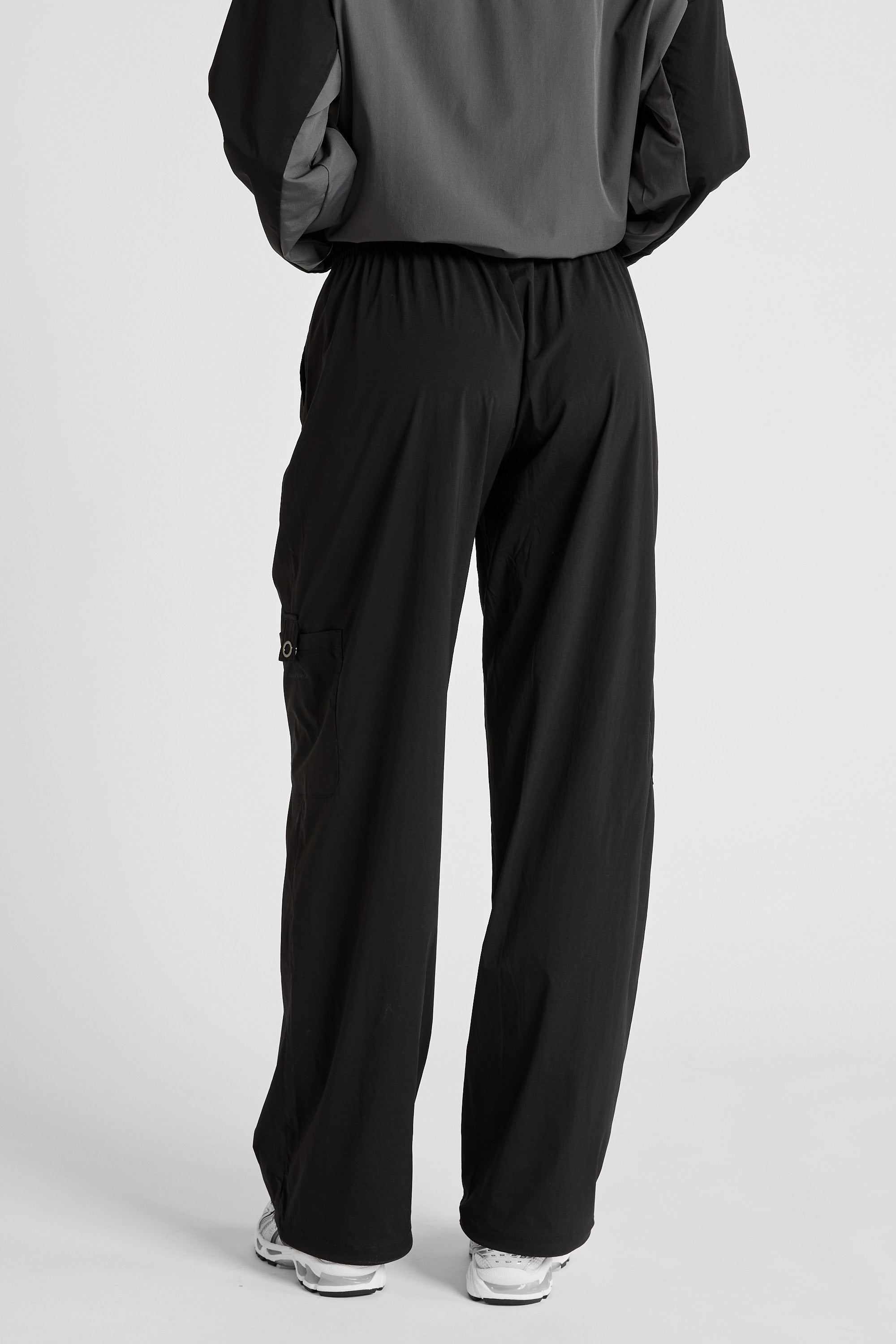 Spray Wide Leg Pocket Pant - Black