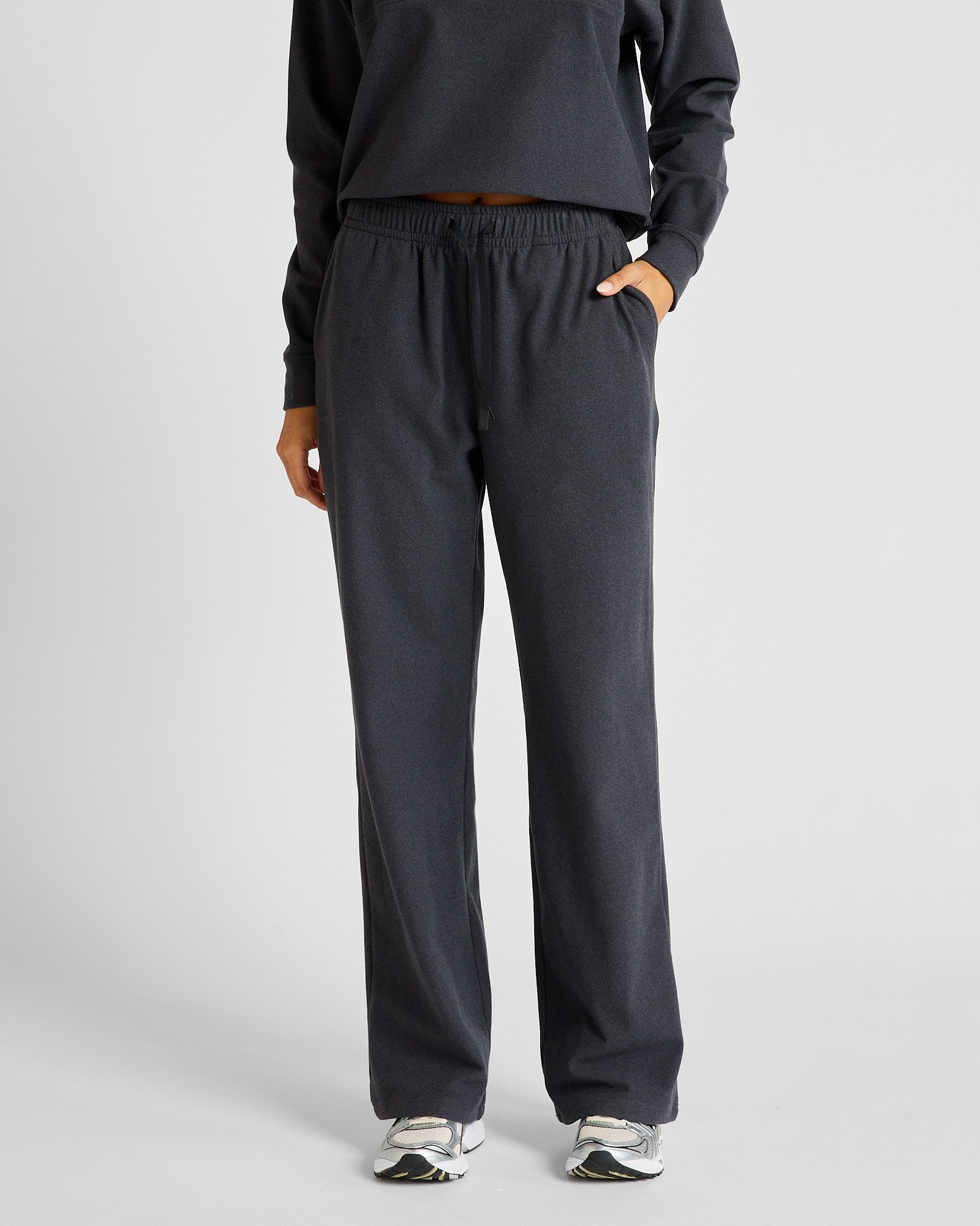 ALLFENIX Micro-Rib Wide Leg Trackpant in Charcoal
