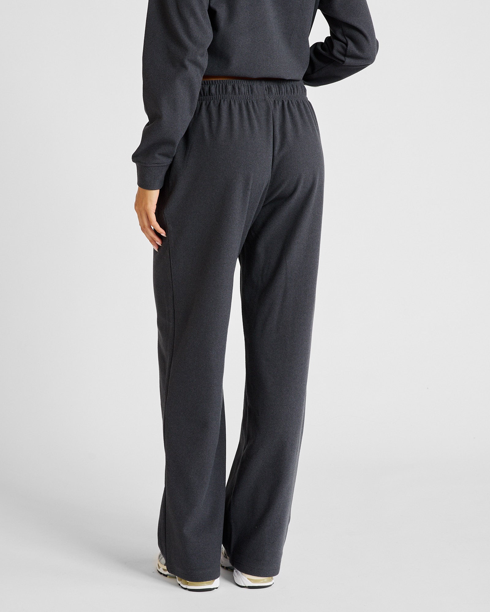 ALLFENIX Micro-Rib Wide Leg Trackpant in Charcoal, view 4