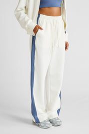 ALLFENIX Soft Essentials Contrast Wide Leg Pant in Chalk and Blue Indigo, view 3