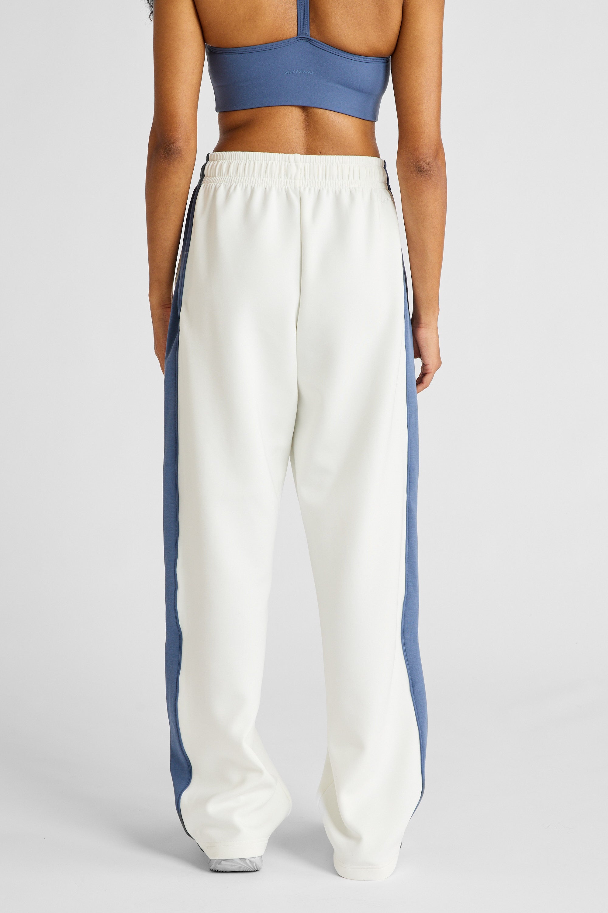 ALLFENIX Soft Essentials Contrast Wide Leg Pant in Chalk and Blue Indigo, view 4