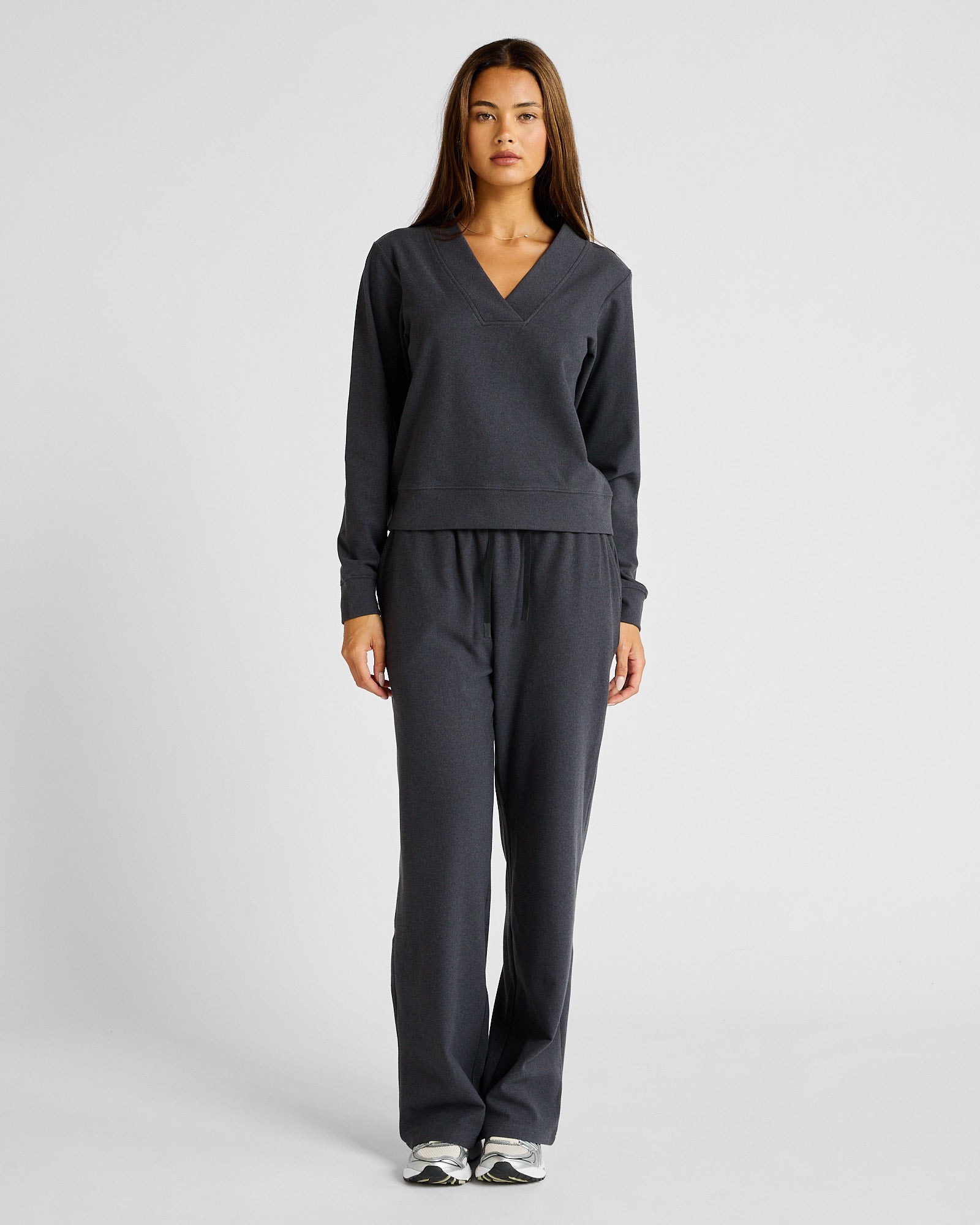 ALLFENIX Micro-Rib V-Neck Cropped Sweater in Charcoal, view 3