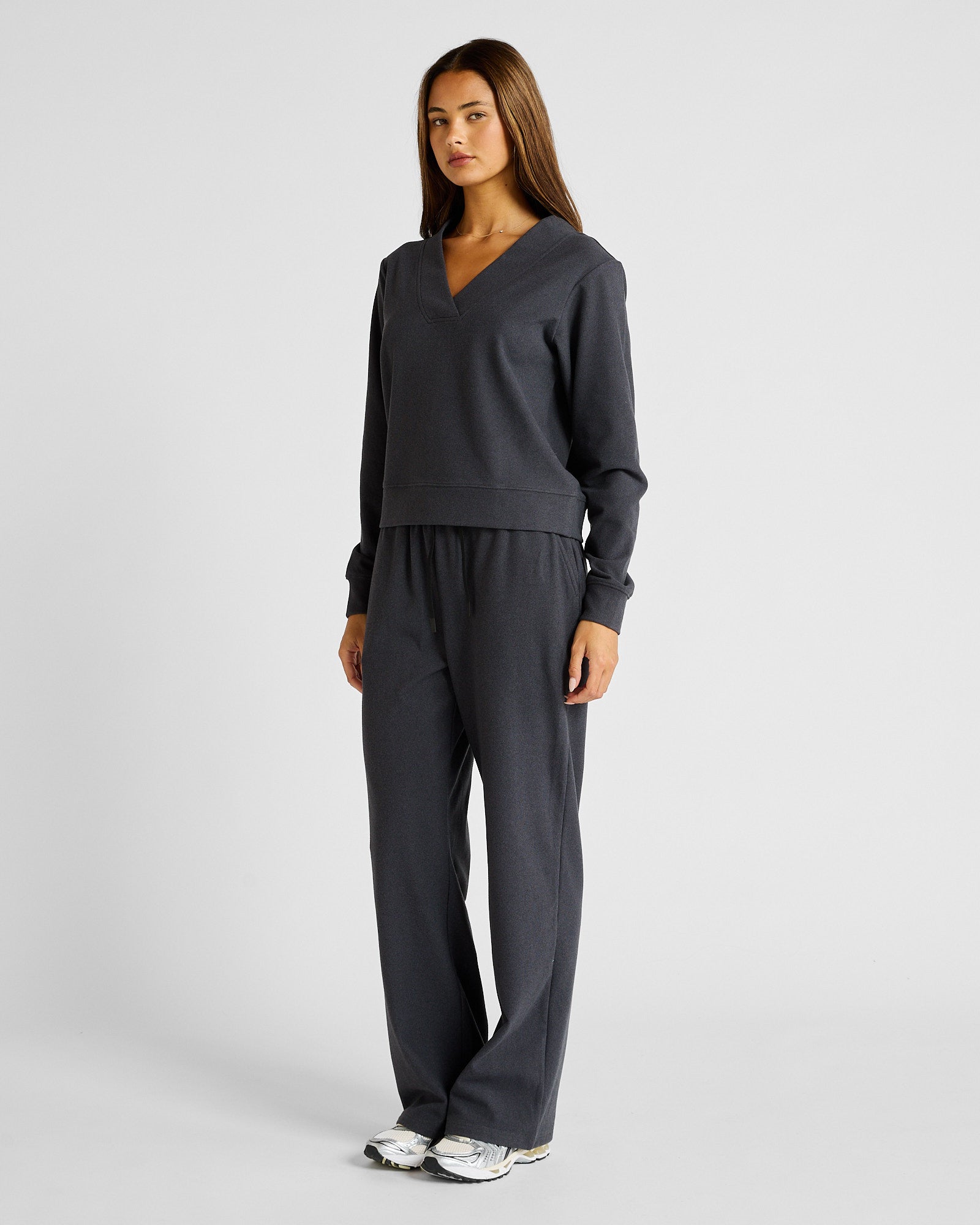 ALLFENIX Micro-Rib V-Neck Cropped Sweater in Charcoal, view 4