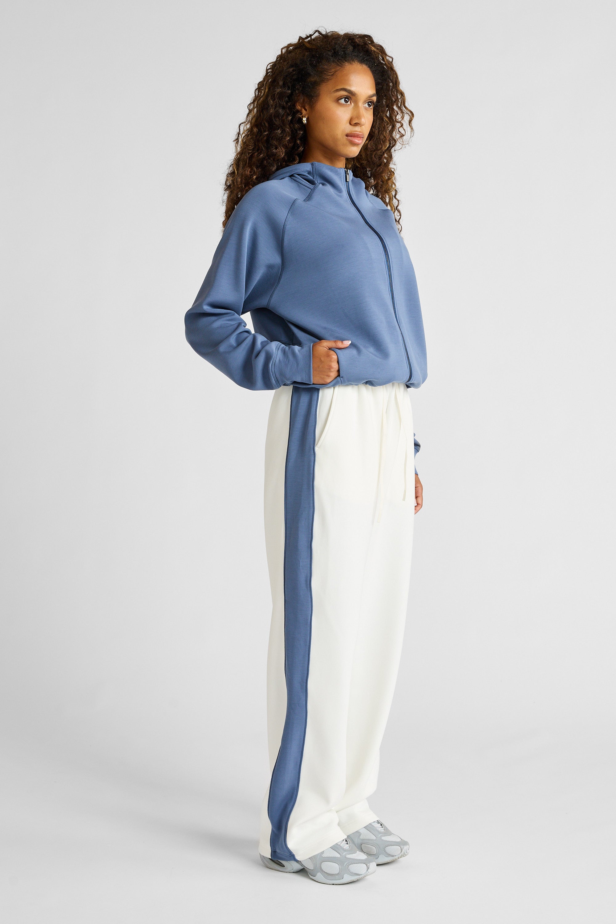 ALLFENIX Soft Essentials Cropped Hoodie in Blue Indigo, view 3