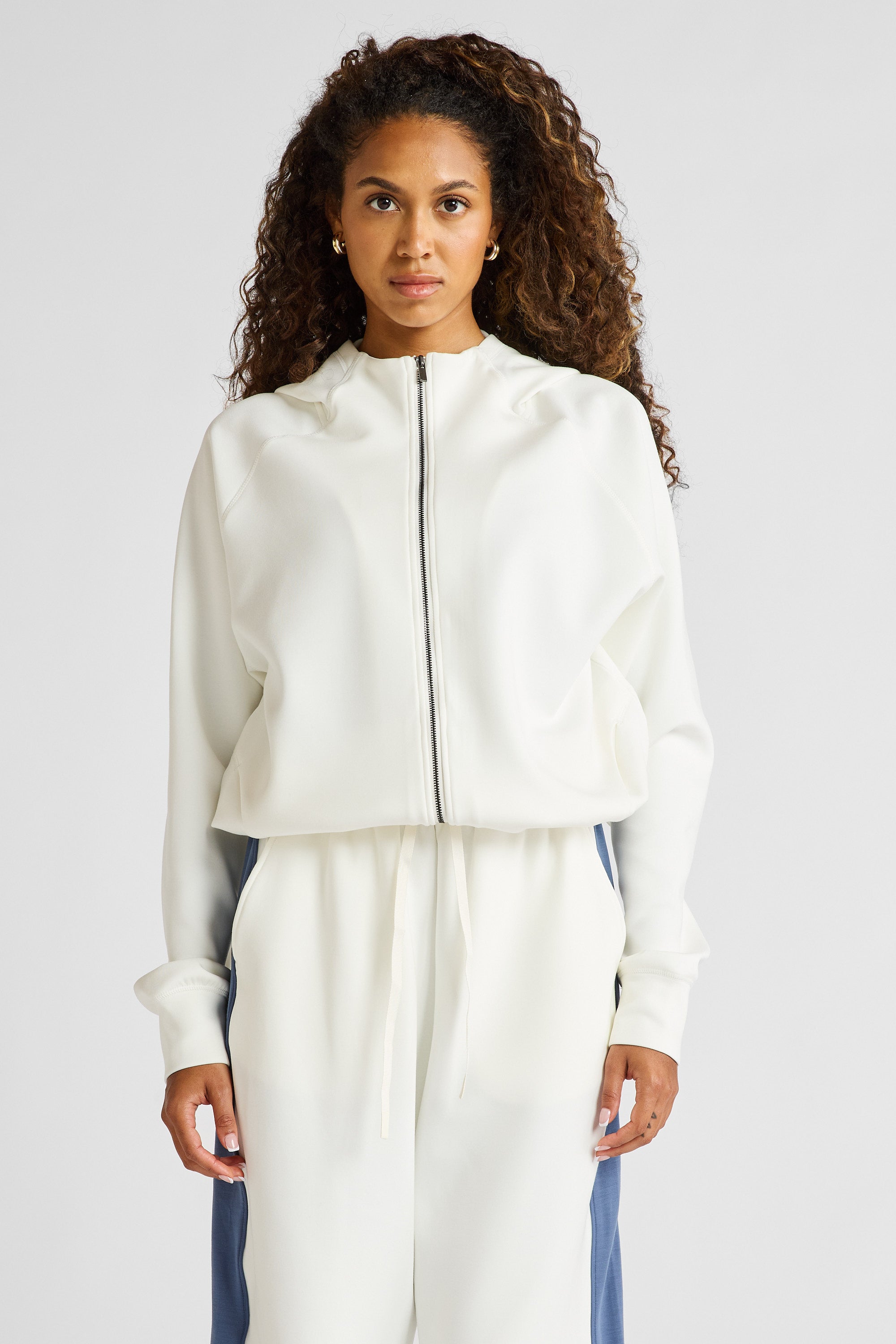 ALLFENIX Soft Essentials Cropped Hoodie Set in Chalk, view 2