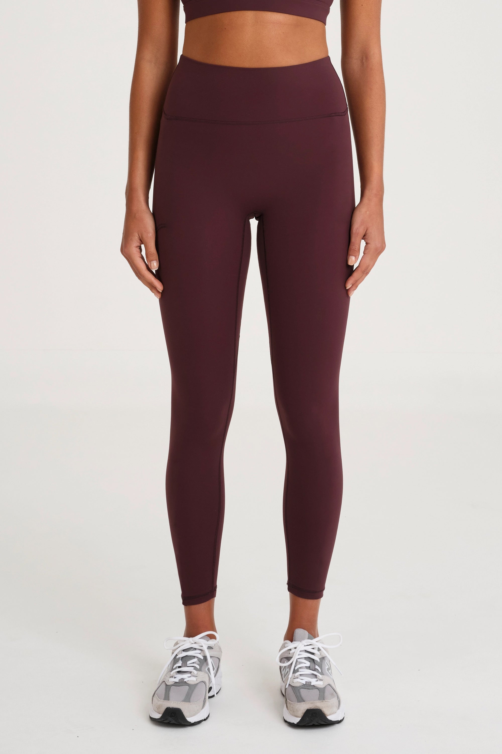 AF4LG007_CloudCore78Leggings_Raisin_FrontCropped.jpg