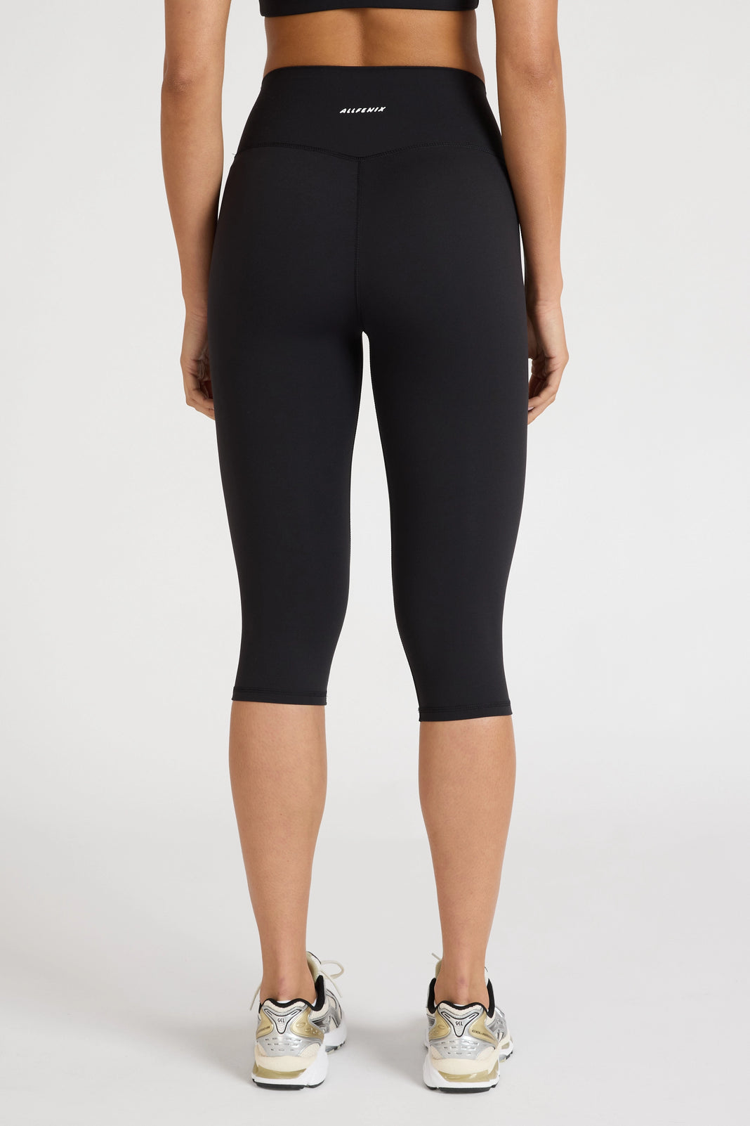 EcoSculpt Capri Legging - Black
