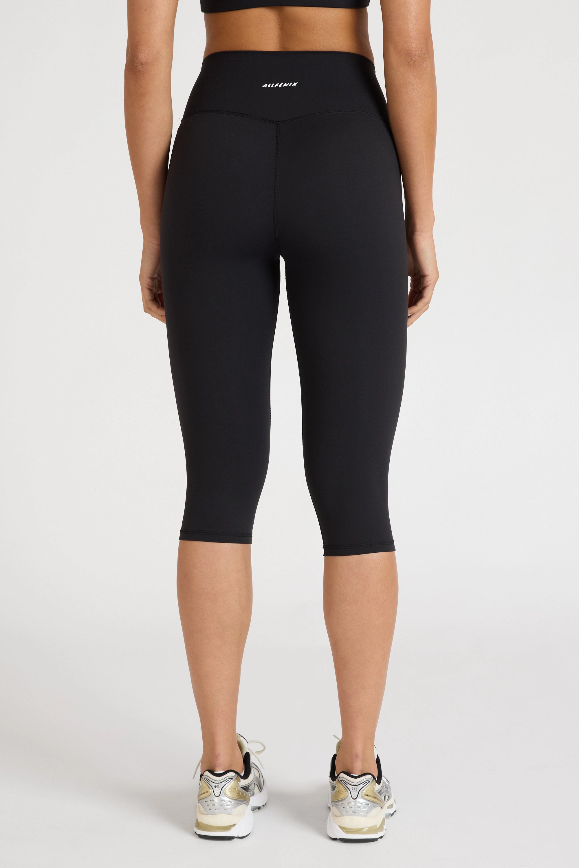 EcoSculpt Capri Legging - Black