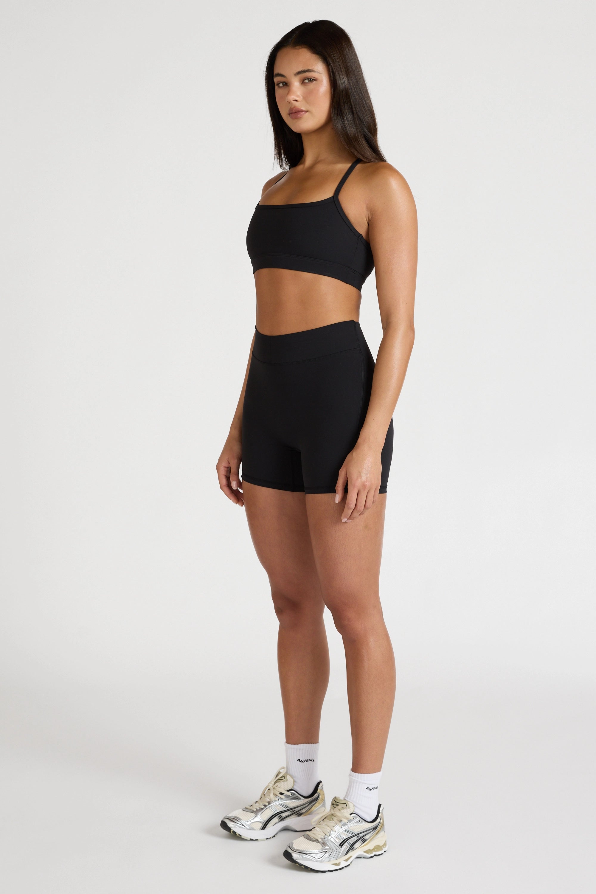 EcoSculpt Y-Back Sports Bra - Black