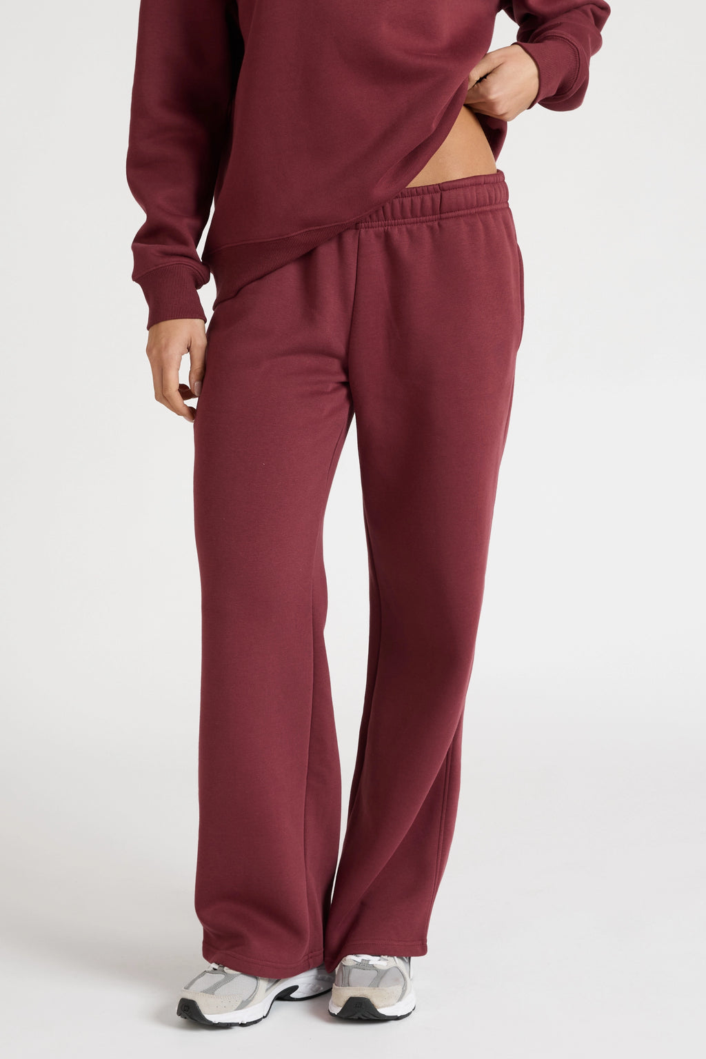 ALLFENIX Wide Leg Track Pant | Burgundy