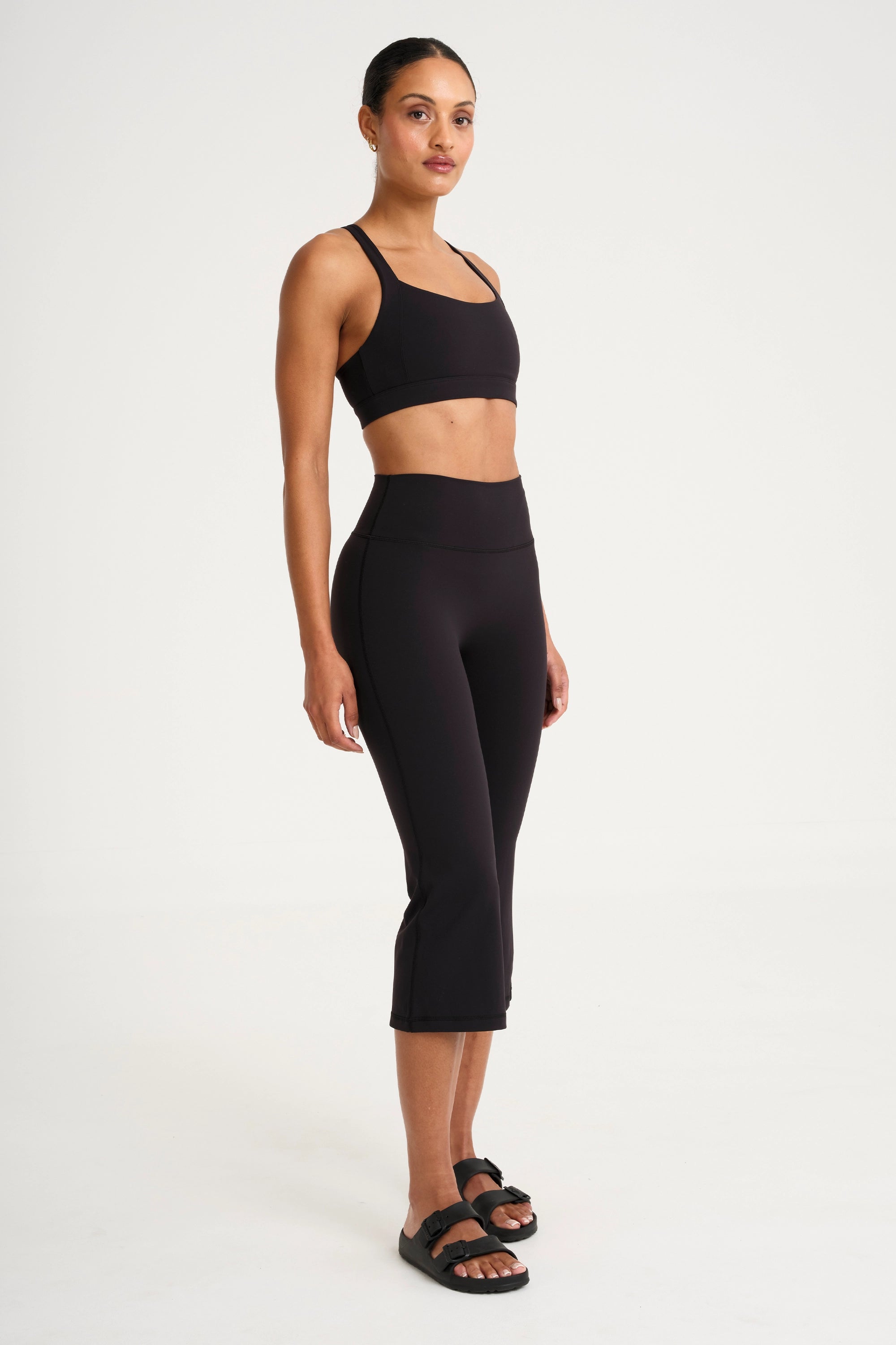 ALLFENIX CloudCore Cropped Flared Legging