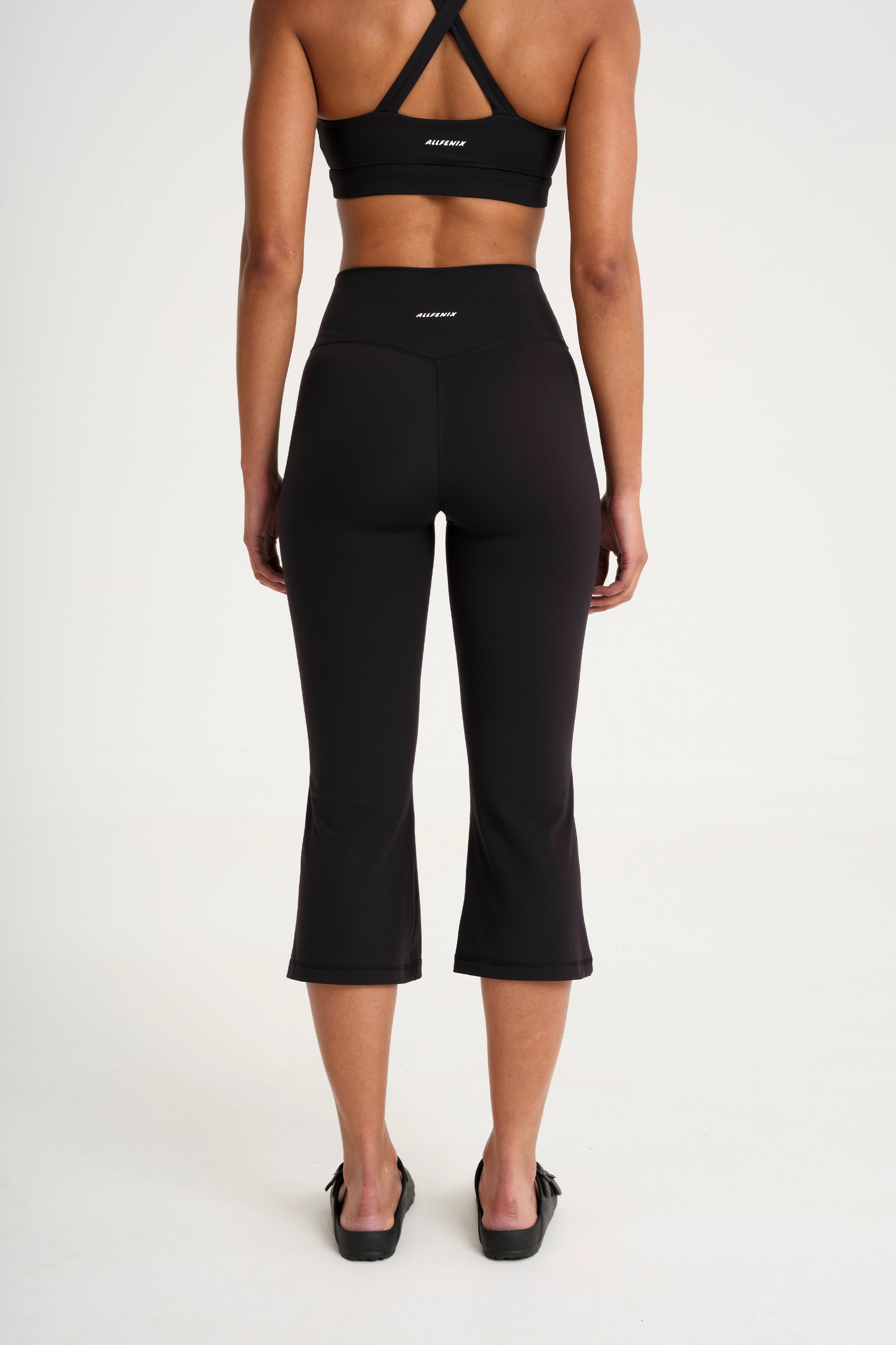 ALLFENIX CloudCore Cropped Flared Legging