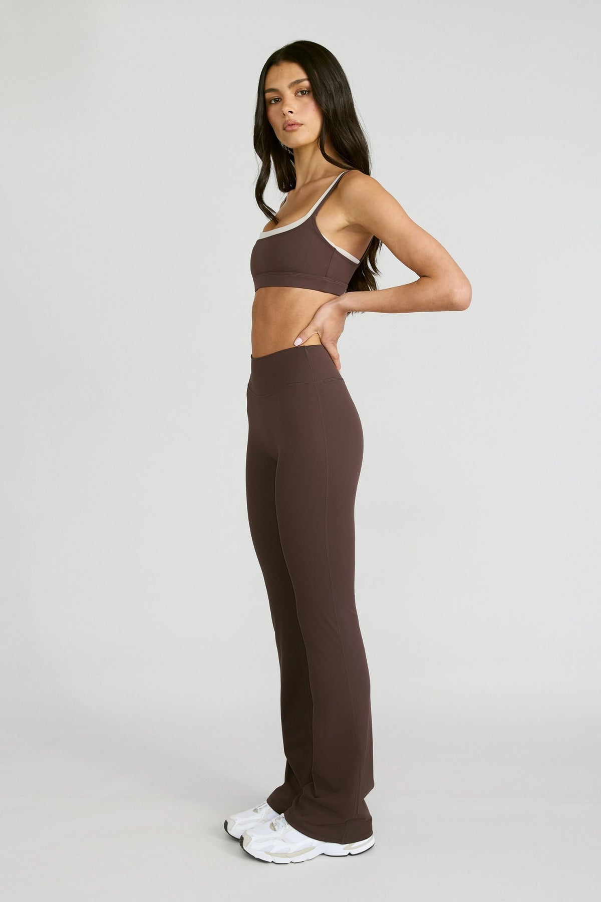 ALLFENIX CloudCore™ Flared Legging - Espresso