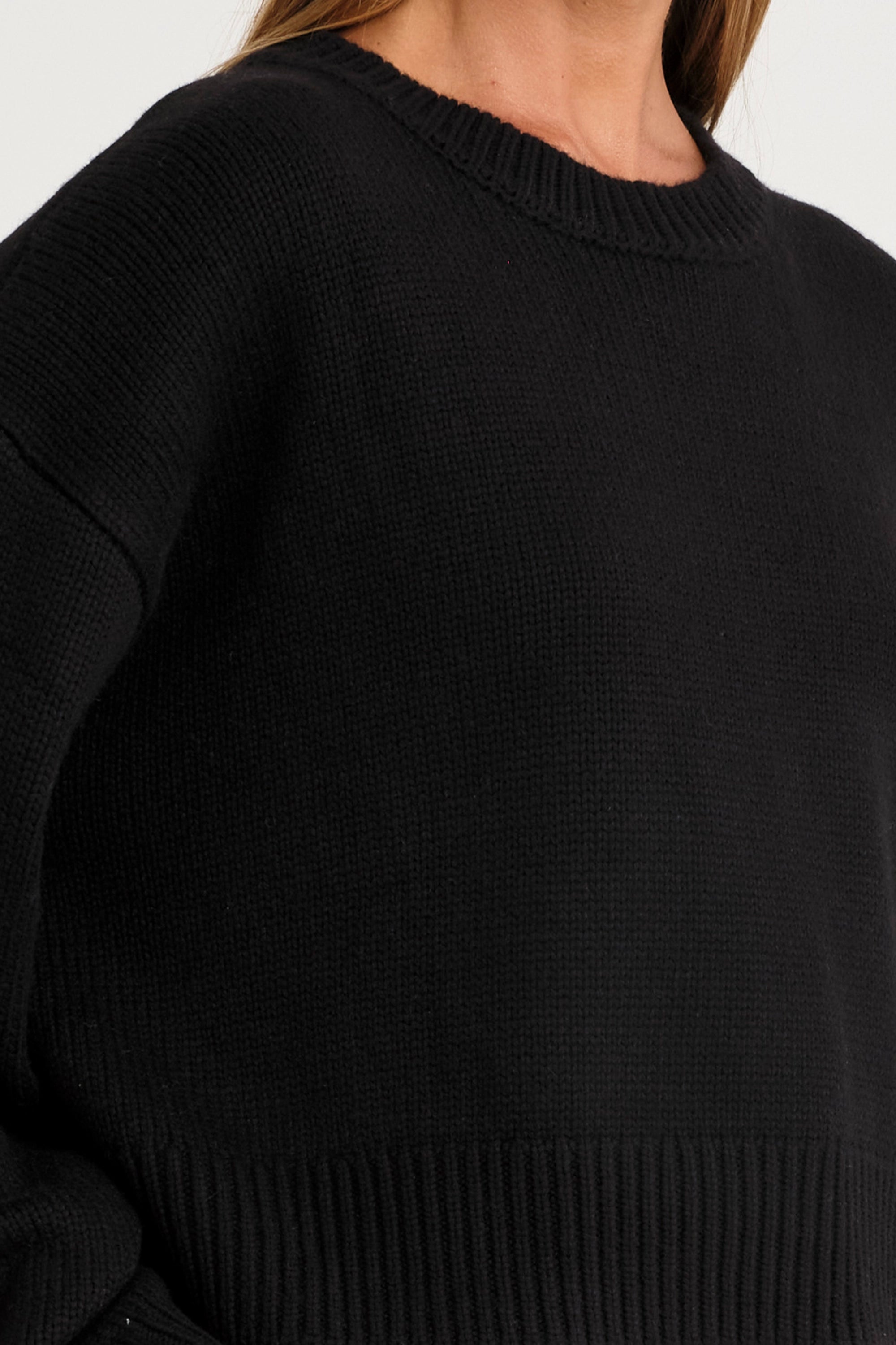 Crew Neck Knit