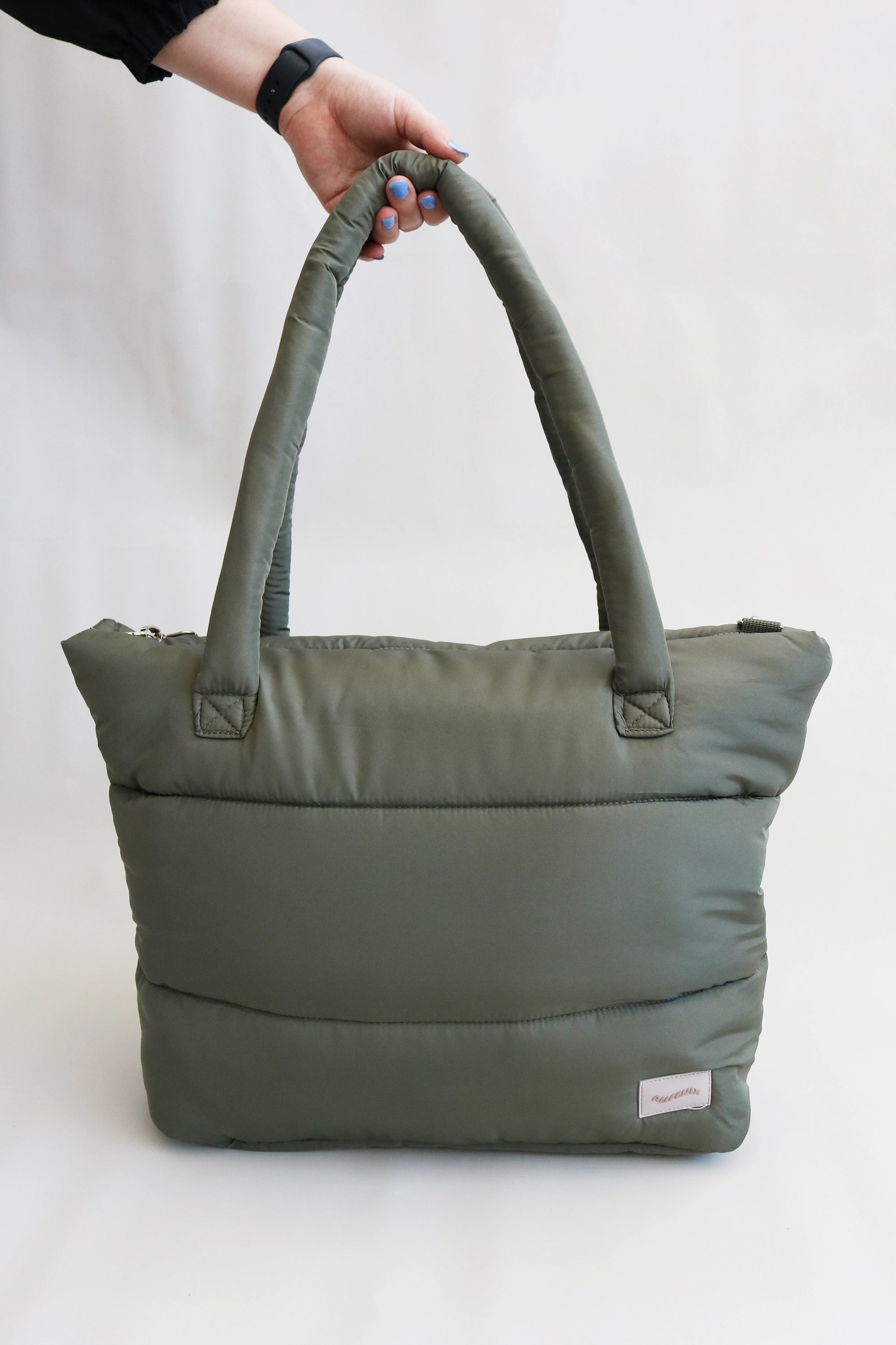 Travel Puffer Bag