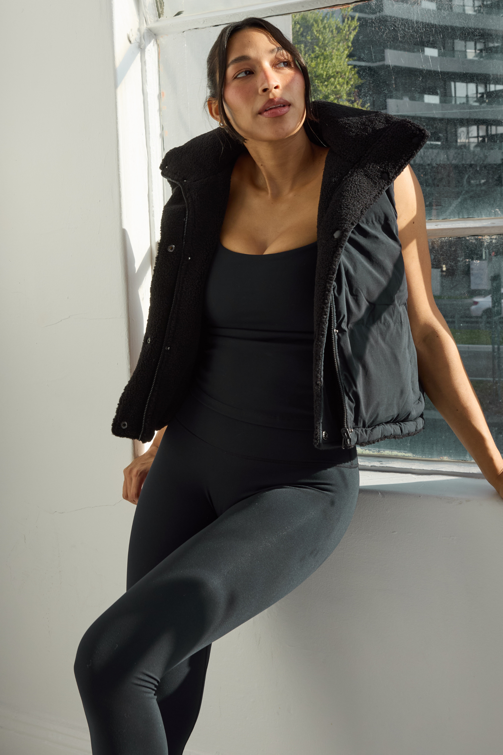 Reversible Sherpa Vest - Black