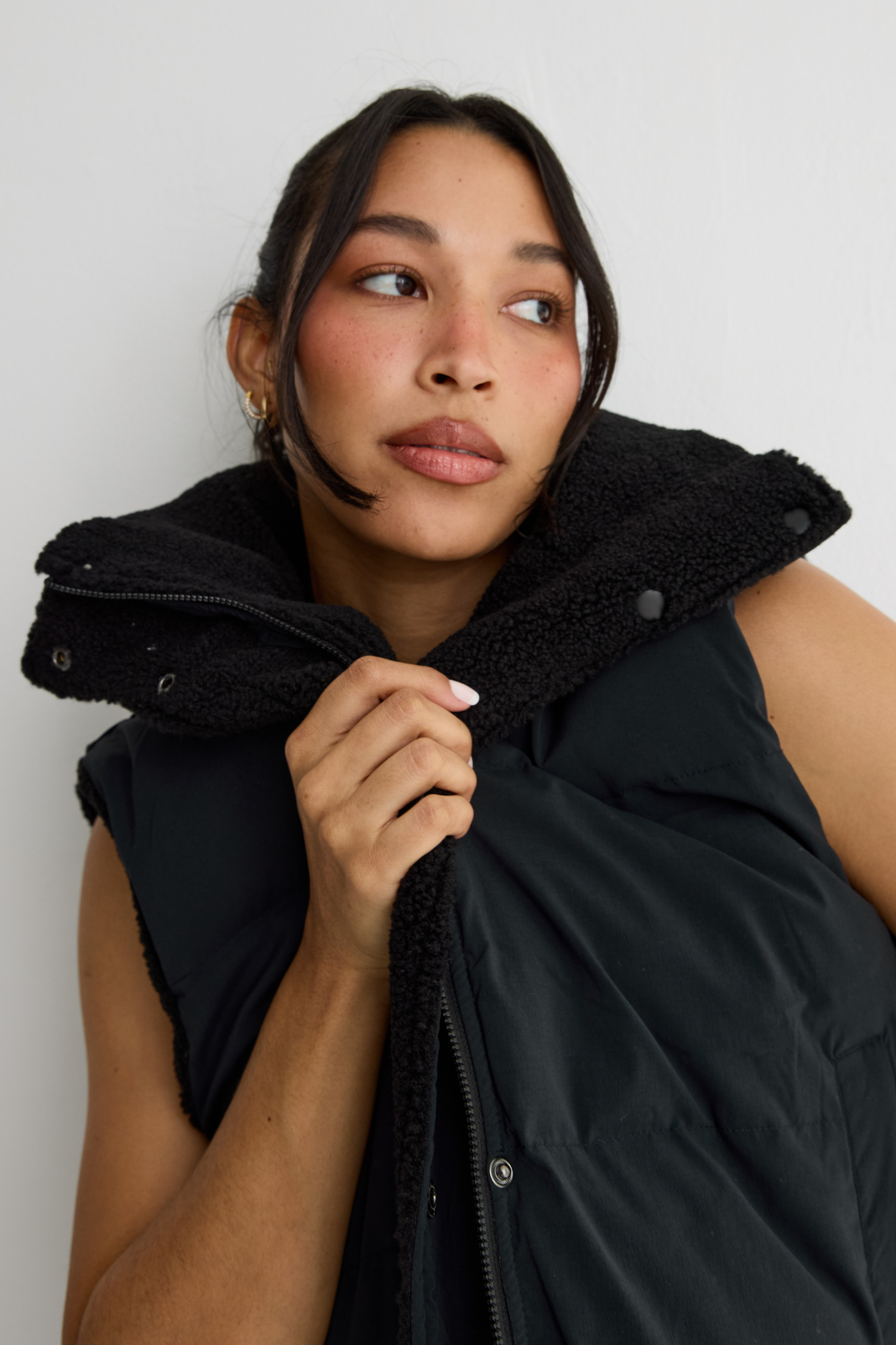 Reversible Sherpa Vest - Black