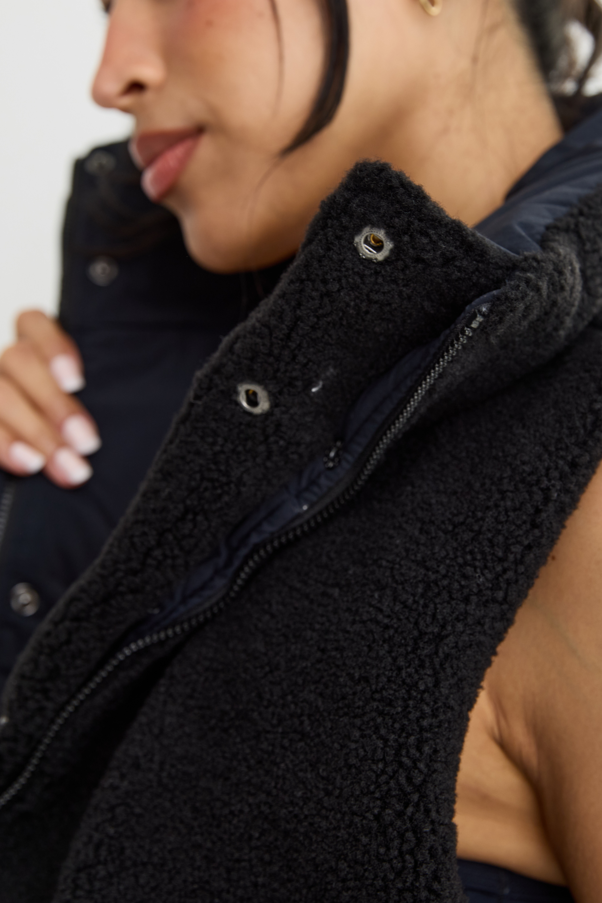 Reversible Sherpa Vest - Black