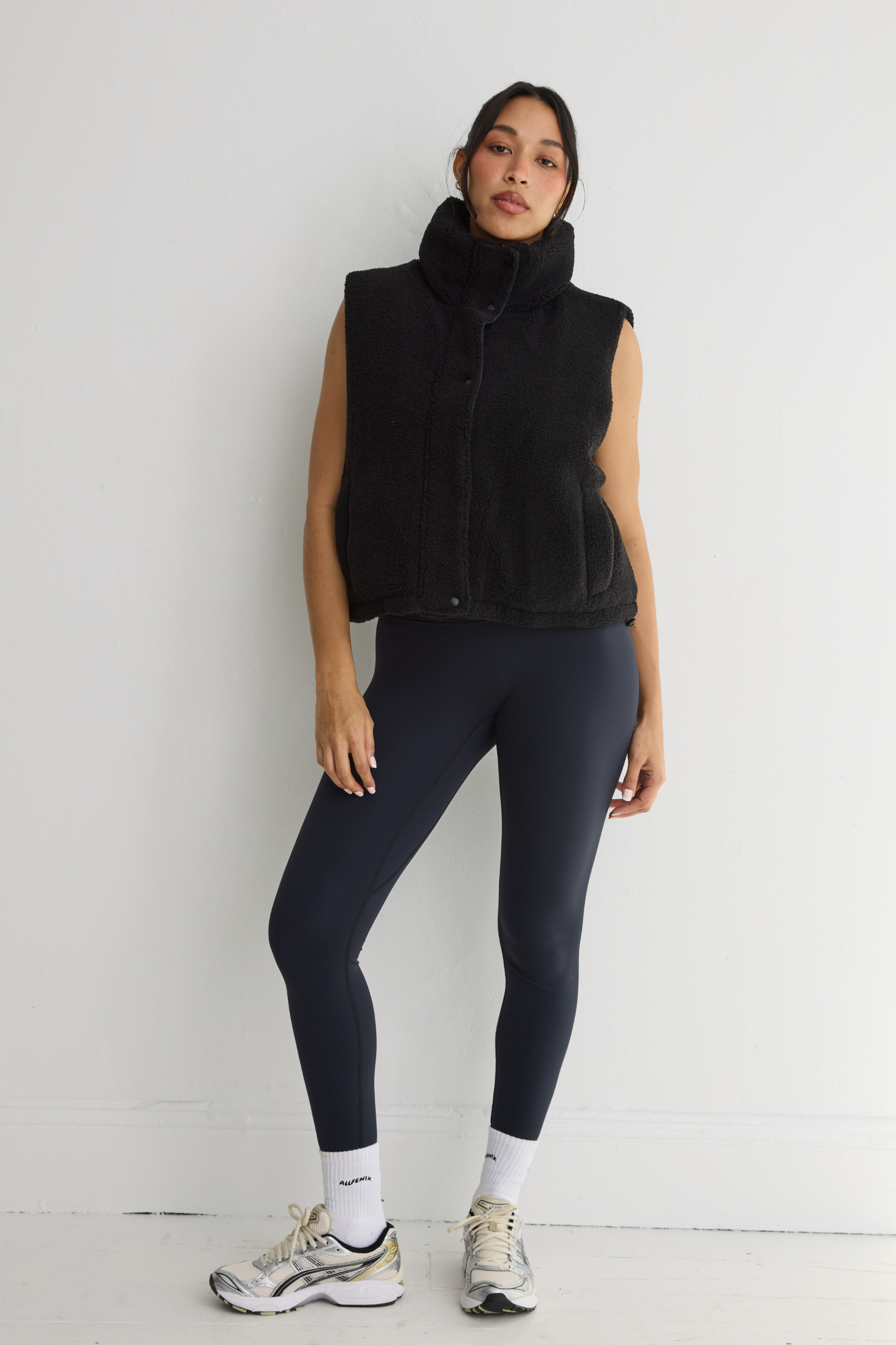 Reversible Sherpa Vest - Black