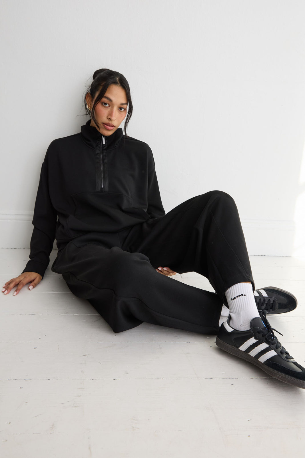 Soft Luxury 1/2 Zip Set - Black