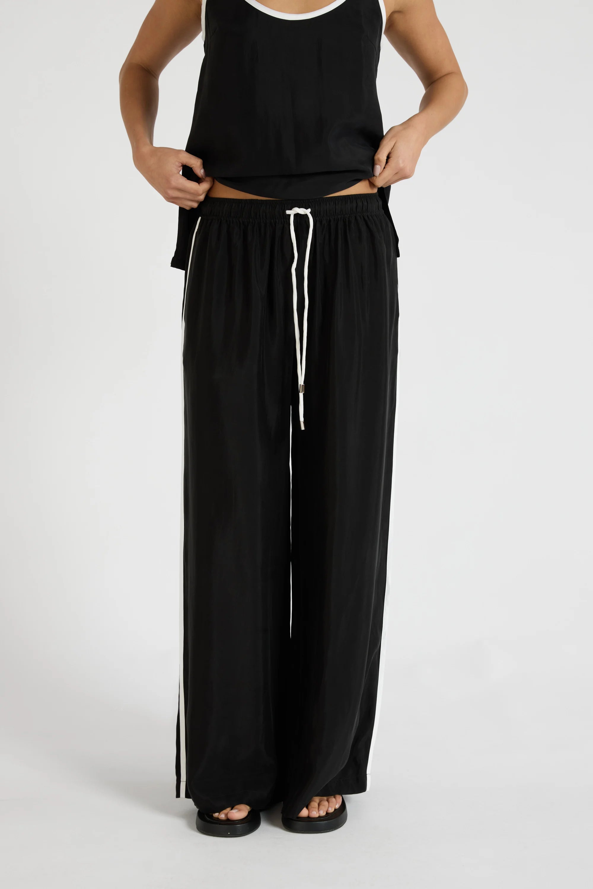 ALLFENIX Cupro Contrast Pant - Black