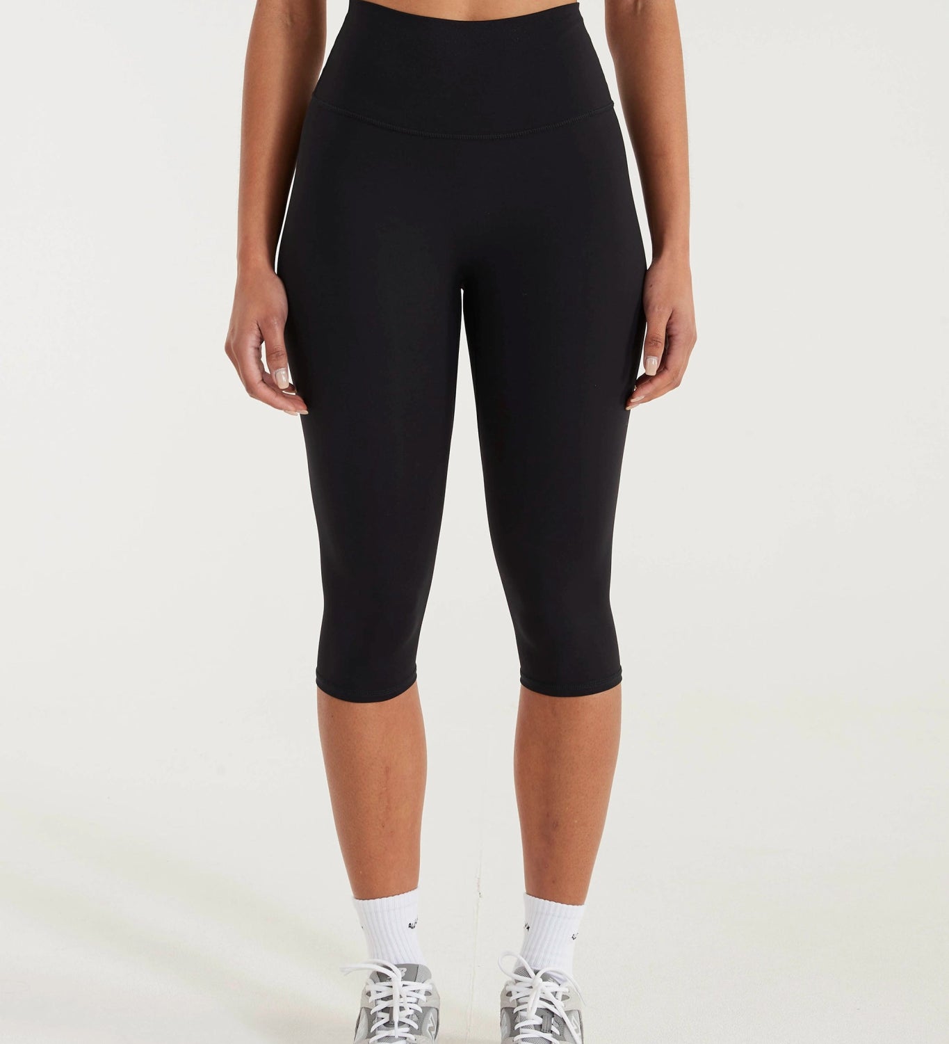 ALLFENIX CloudCore™ Capri Legging - Black