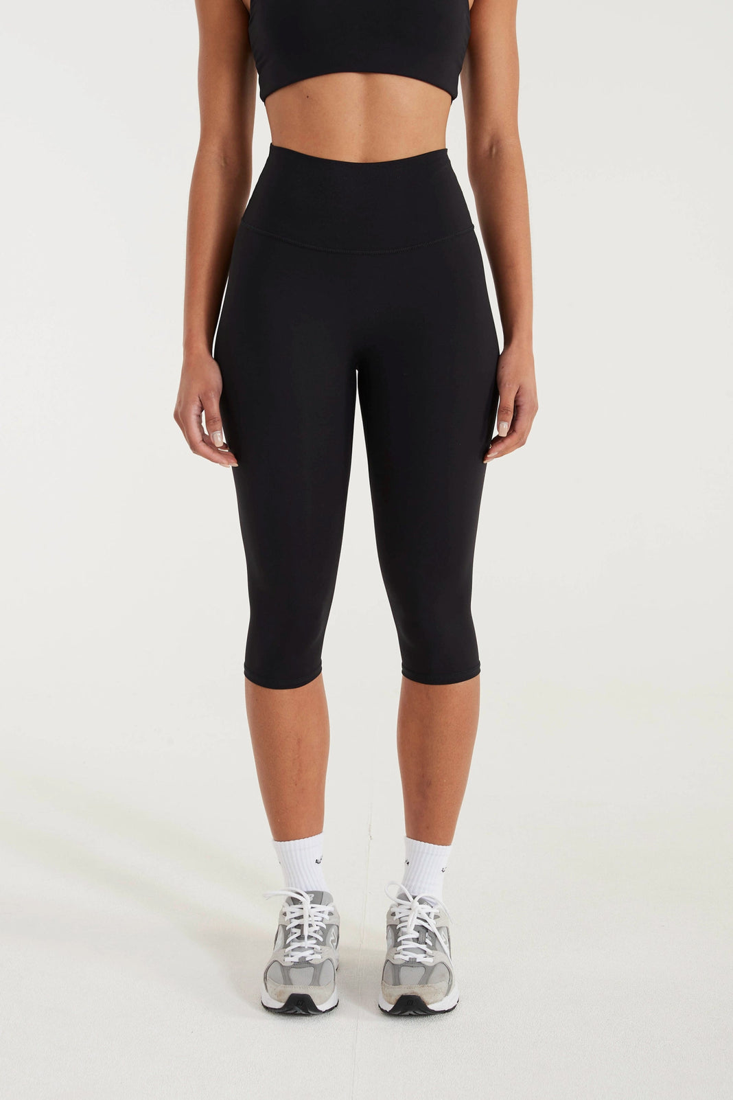 ALLFENIX CloudCore™ Capri Legging - Black
