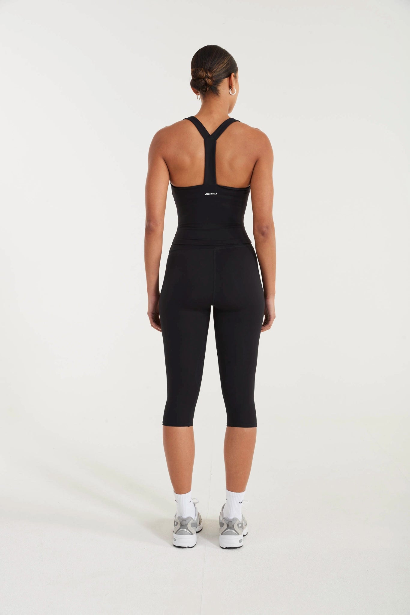 EcoSculpt Capri Legging - All Fenix