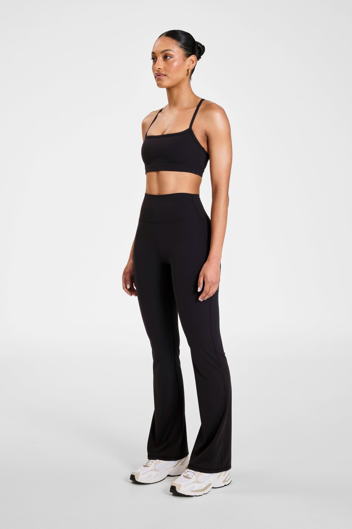 EcoSculpt Flared Legging - All Fenix