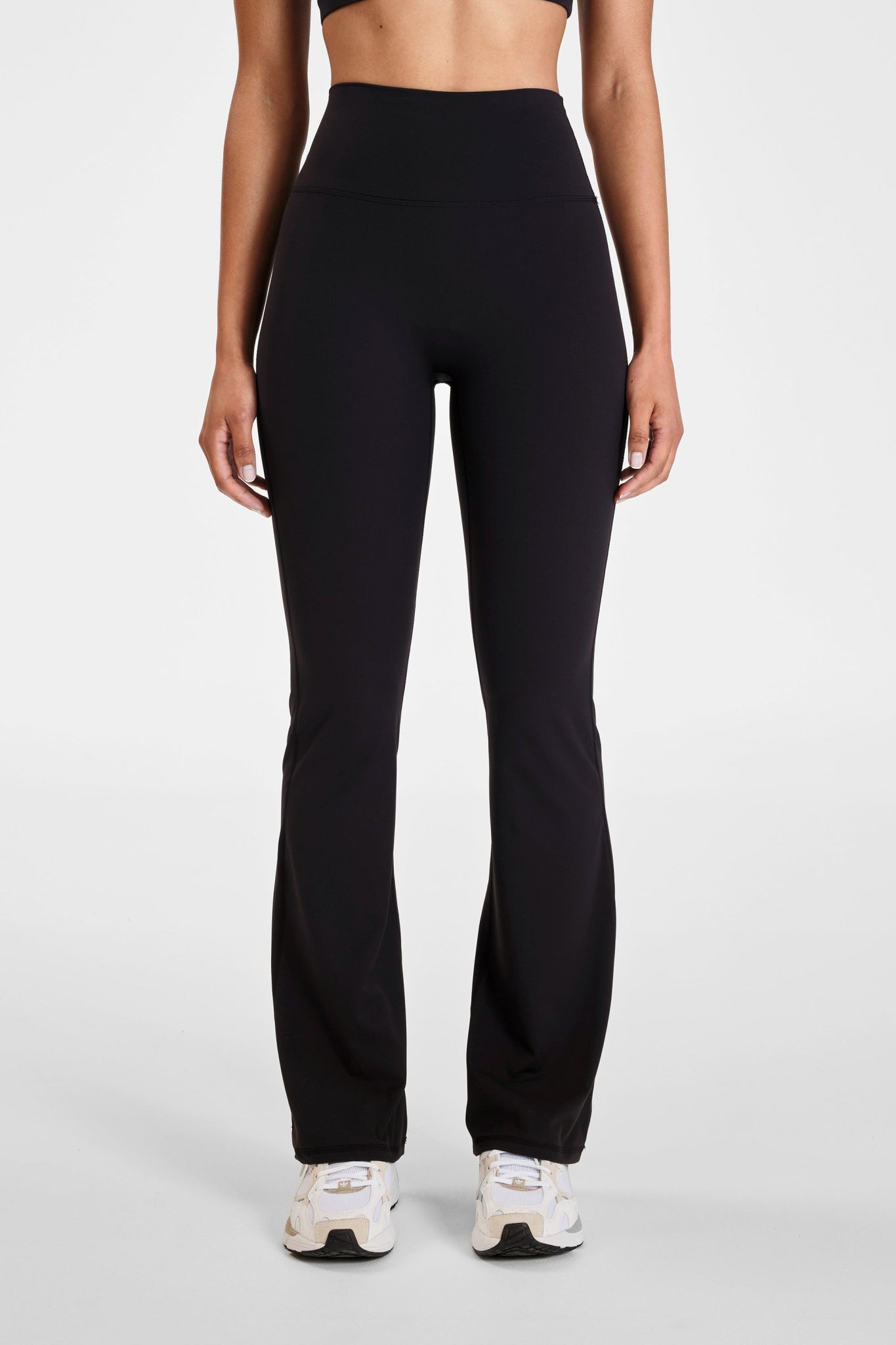 ALLFENIX CloudCore™ Flared Legging - Black