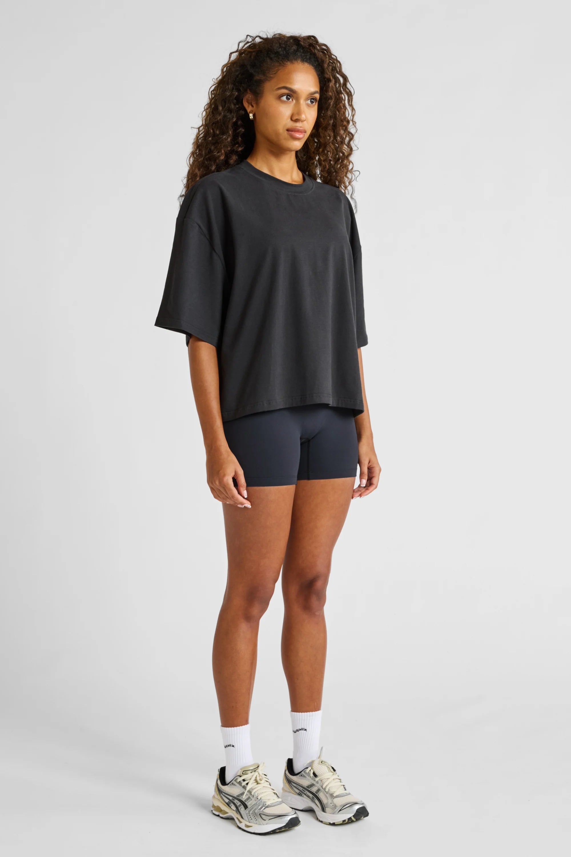 Oversized Cropped Tee - Black