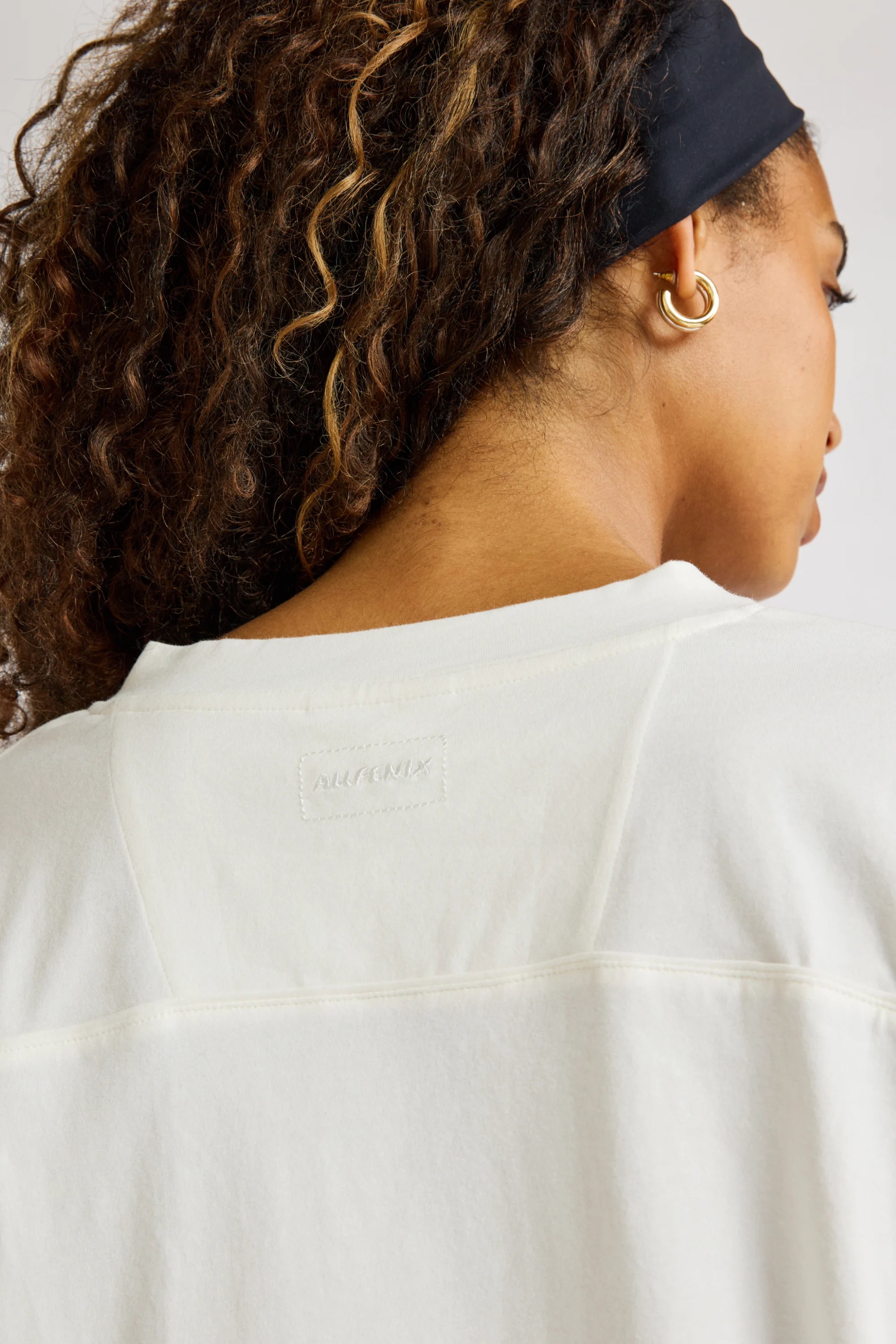 Oversized V-Neck Long Sleeve - Chalk